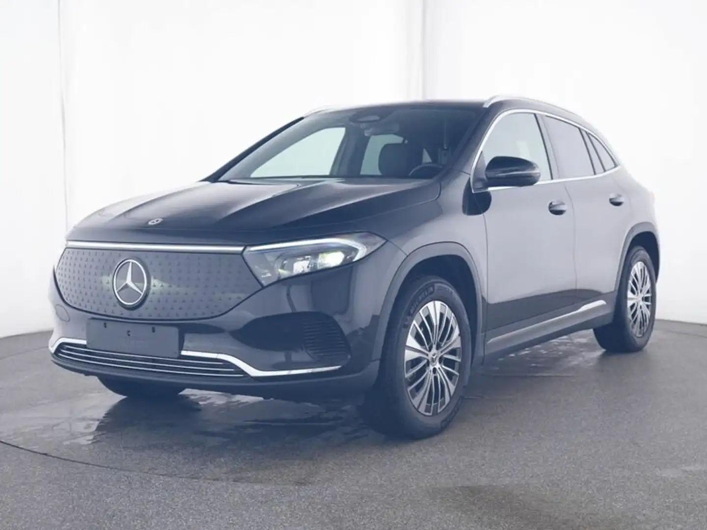 Mercedes-Benz EQA 300 EQA 300 4M PANORAMA*AHK*WINTER-PAKET*TOTWINKEL* Zwart - 2
