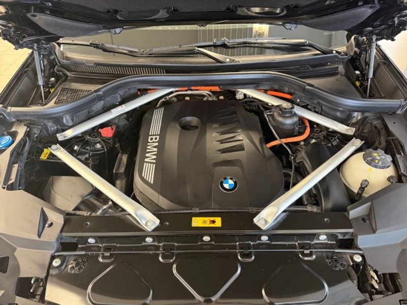 BMW X5 xDrive50e G05 XB1 — photo 15