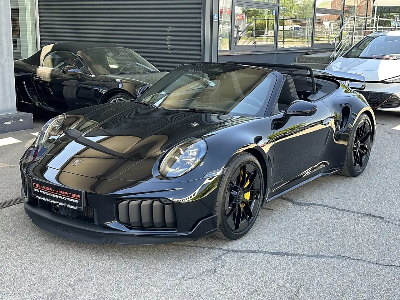 Porsche 992 911 992.2 Carrera Cabrio Turbo S PDK / SportDes...