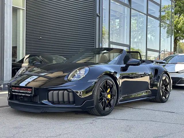 Porsche 992 911 992.2 Carrera Cabrio Turbo S PDK / SportDes... Ansicht 2