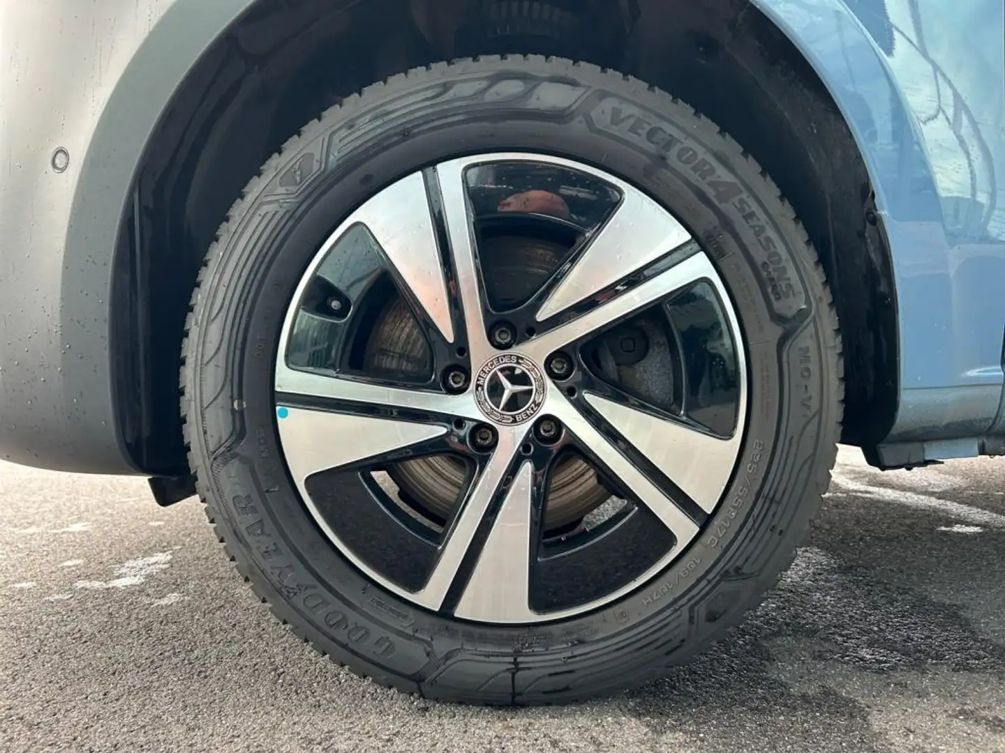 Mercedes-Benz Vito 116 CDI 4x4 Kasten Lang 9GT+LED+AHK+MBUX+DIST Blauw - 2