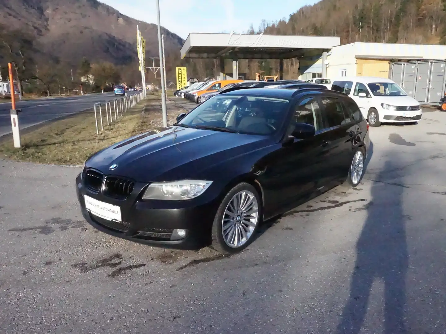 BMW 320 320d EfficientDynamics Edition Schwarz - 2