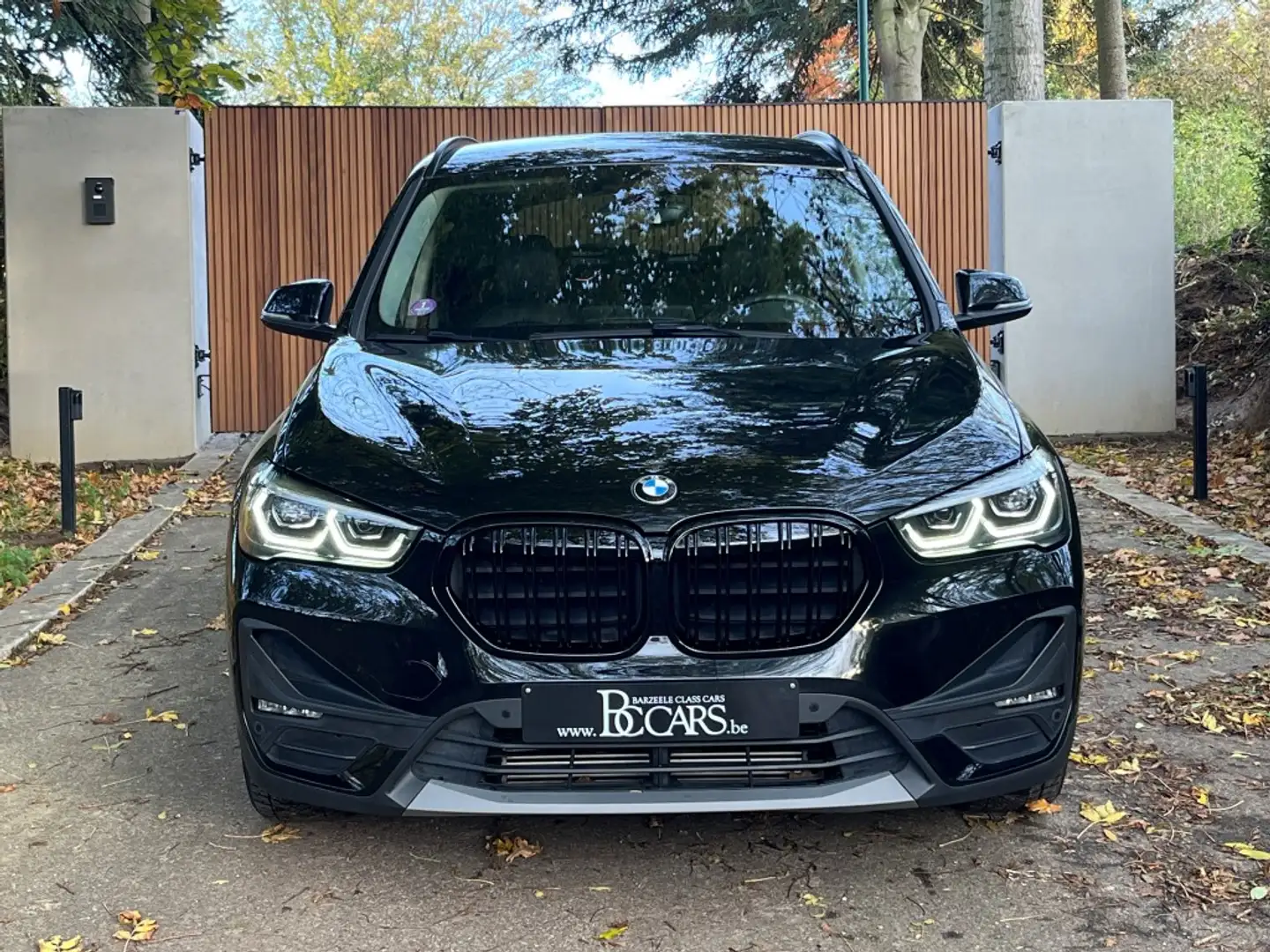BMW X1 25e Full Led-Prof-Head Up-Verwarmd Leer-Cam-19" Noir - 2