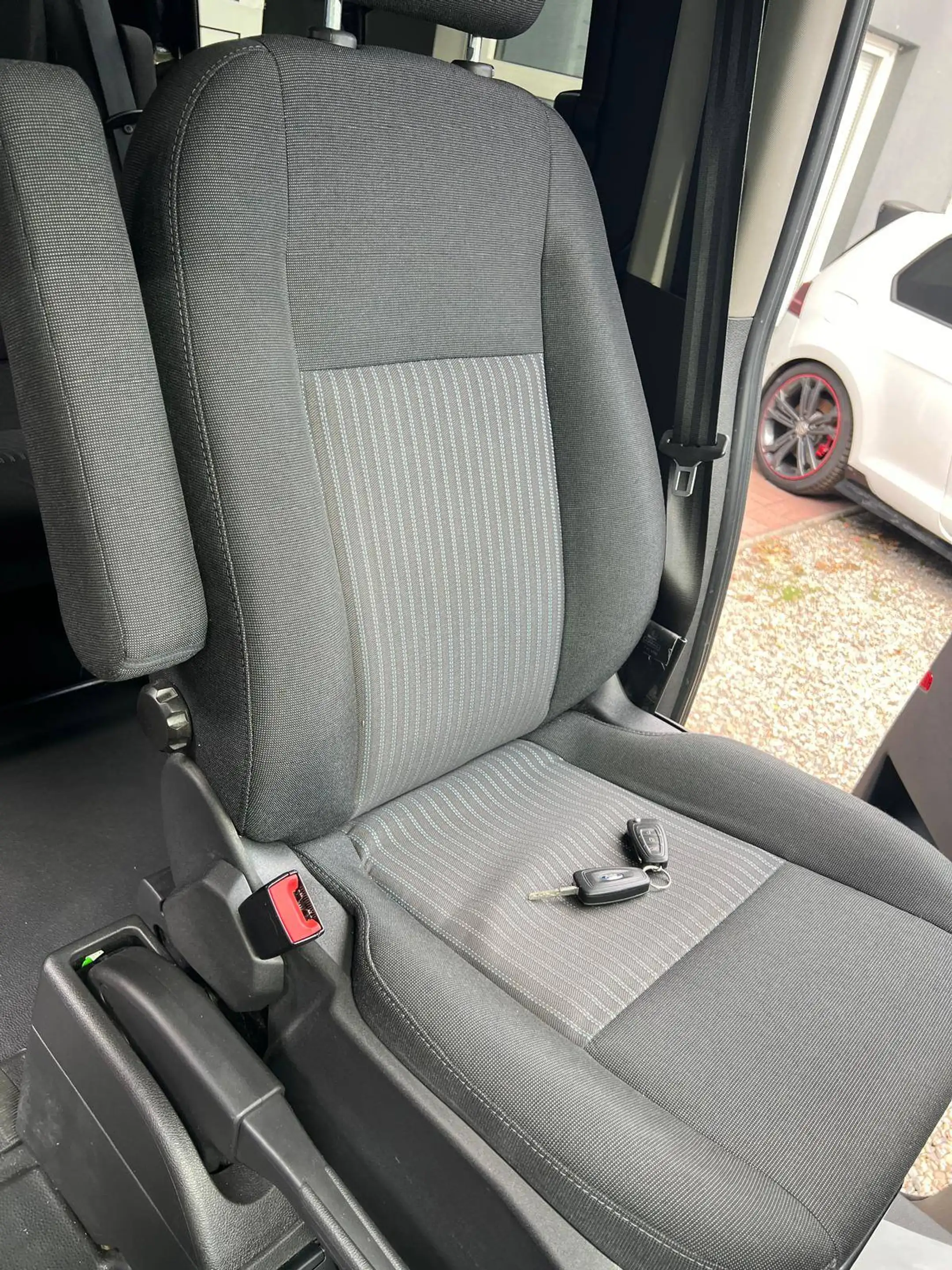 Ford Tourneo Custom 310 L1 Trend — photo 13
