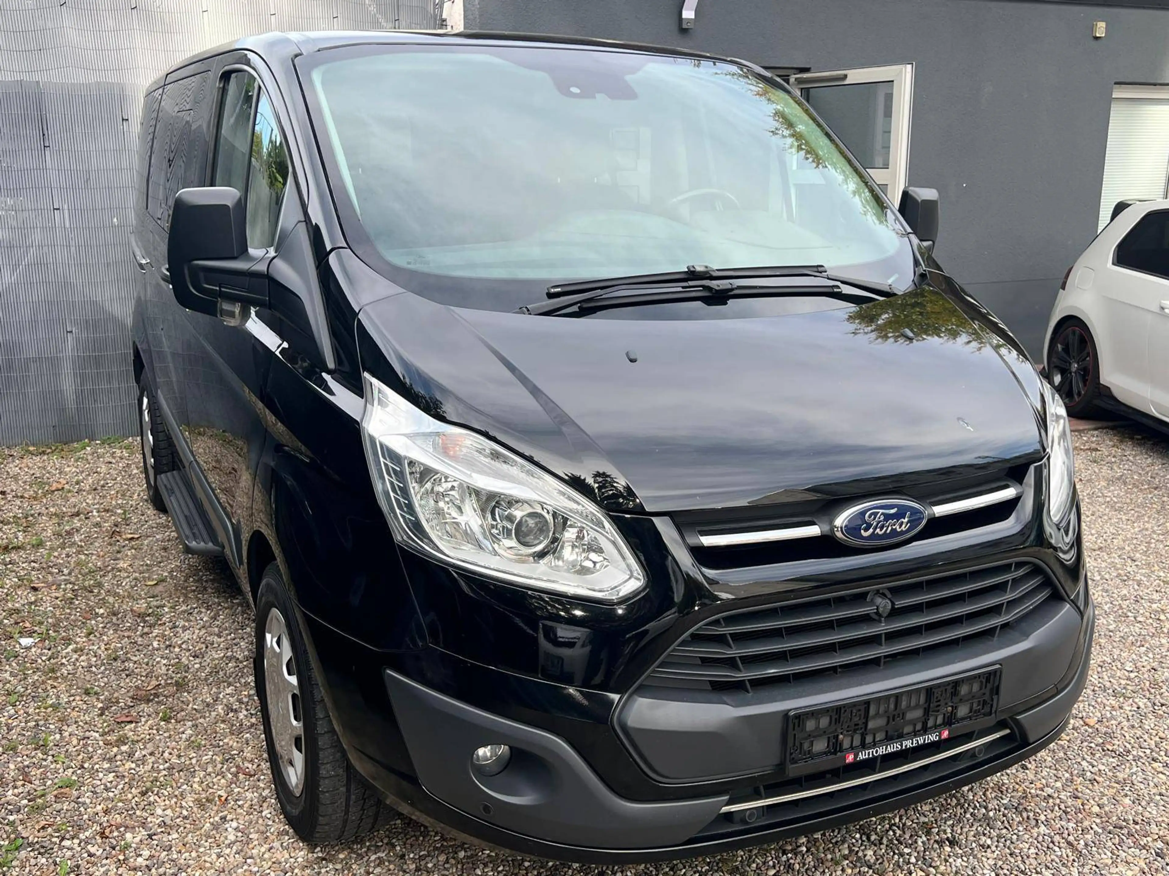Ford Tourneo Custom 310 L1 Trend — photo 3