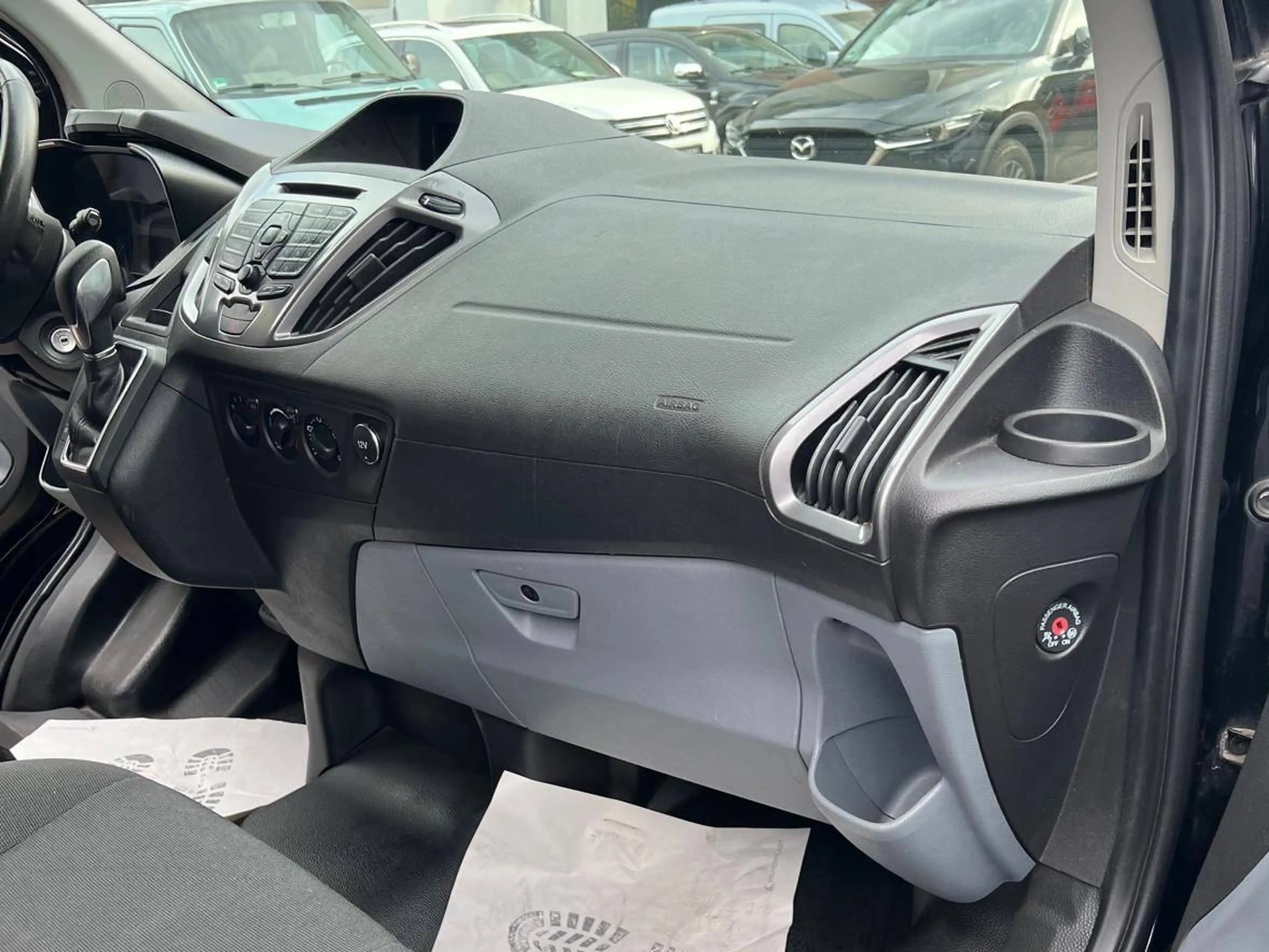 Ford Tourneo Custom 310 L1 Trend — photo 9