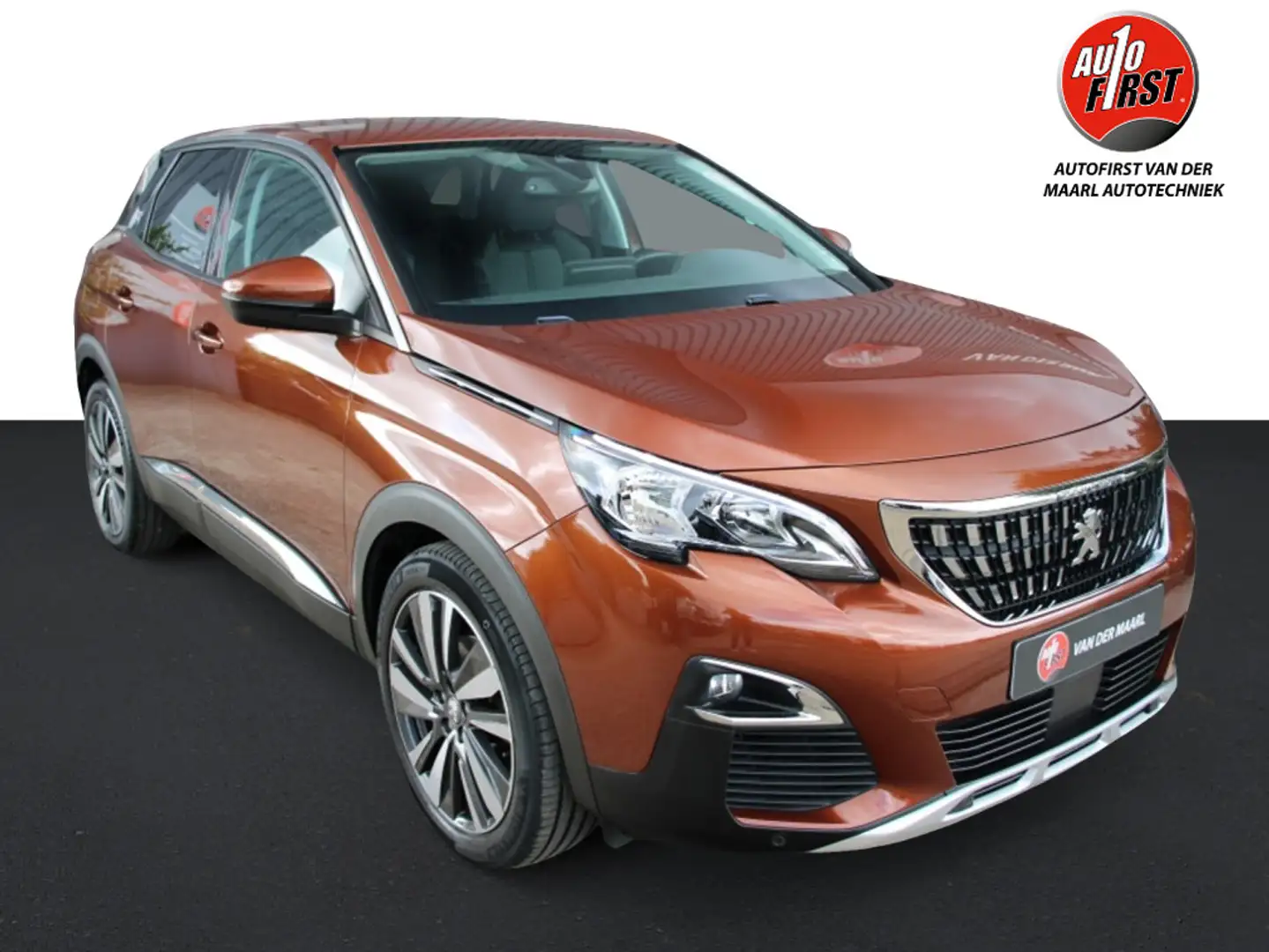 Peugeot 3008 1.2 PureTech Allure Bruin - 1