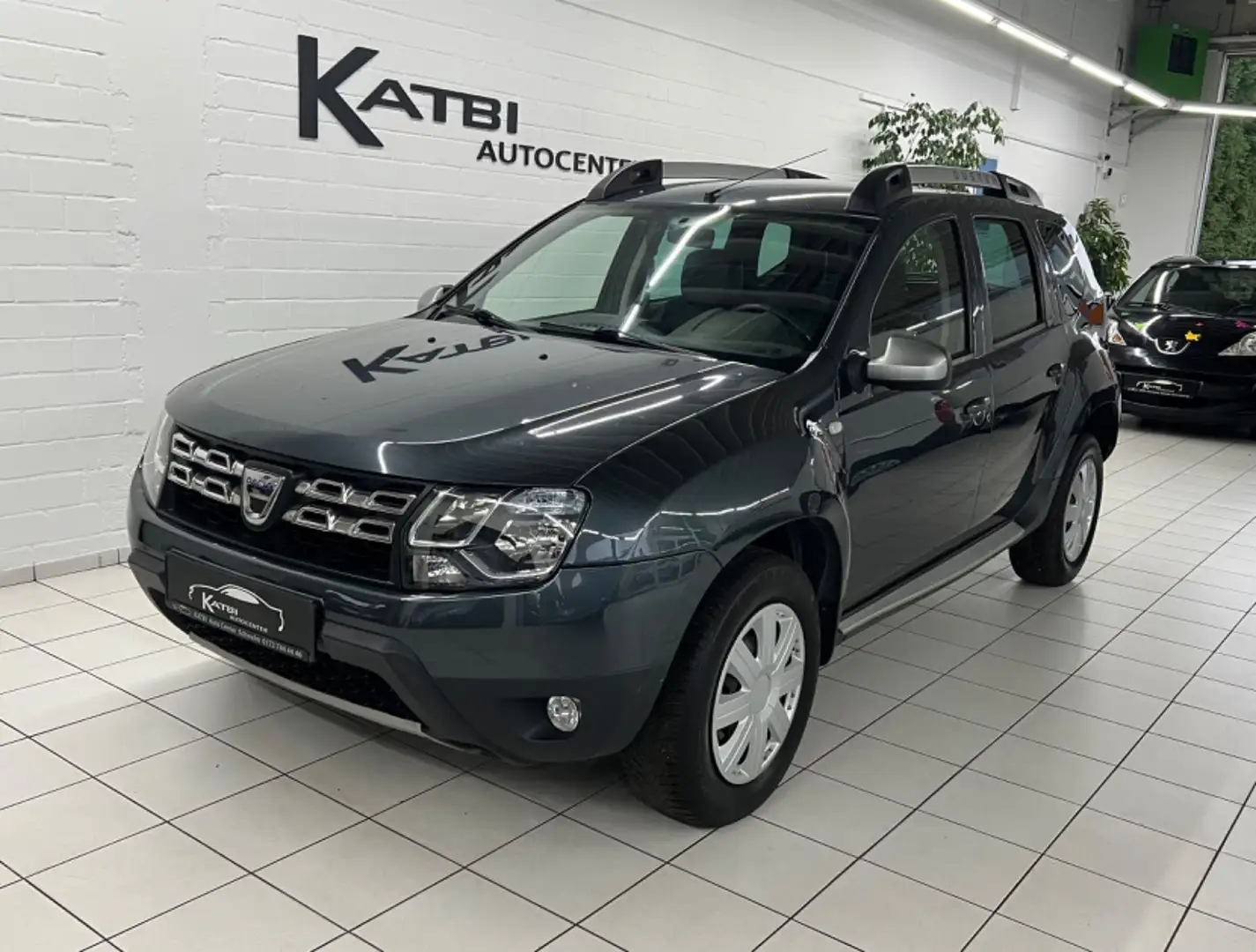Dacia Duster Prestige Navi Vollleder HU 02.2027 Grigio - 1