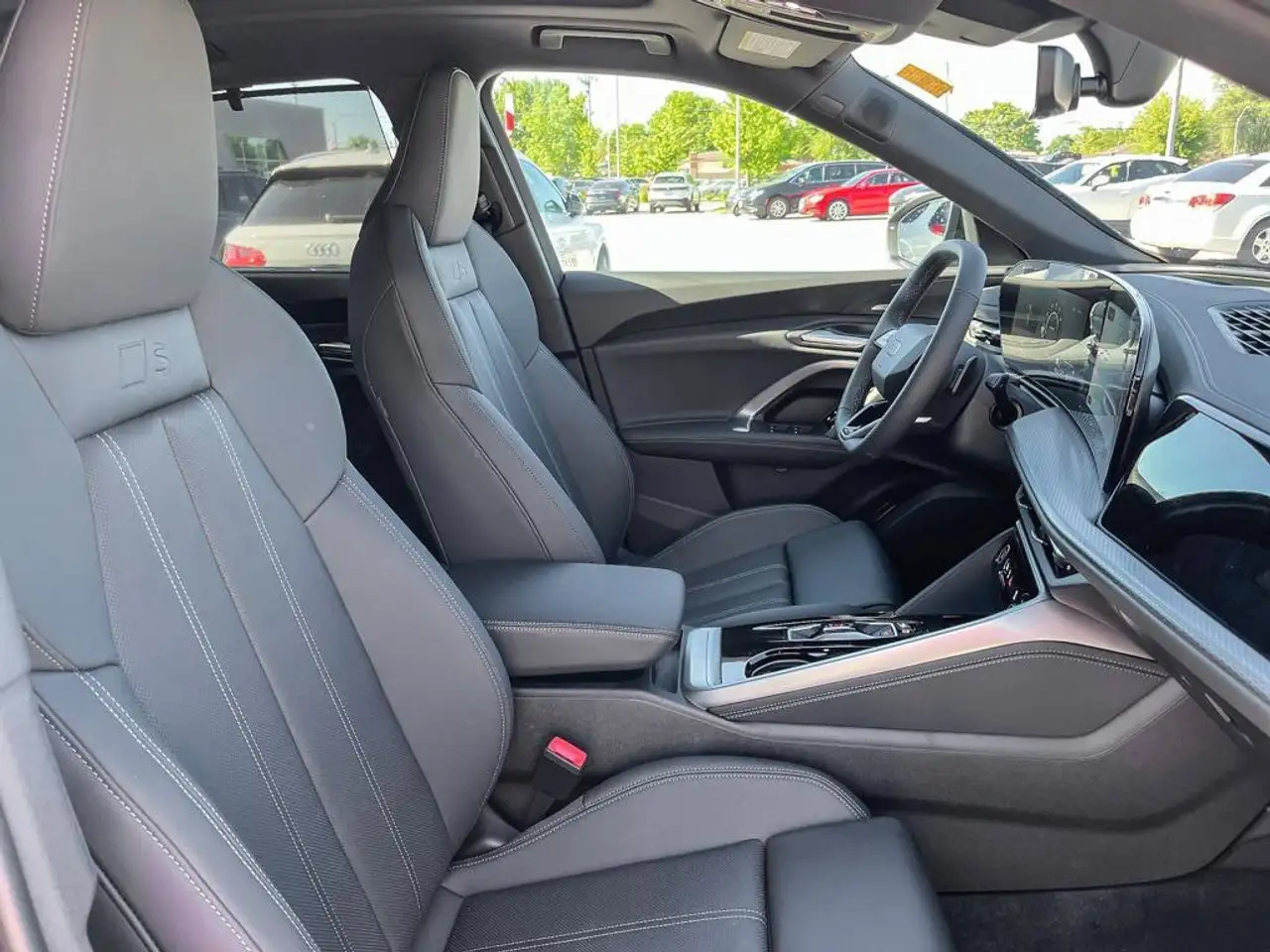 Audi Q5 снимка Audi Q5