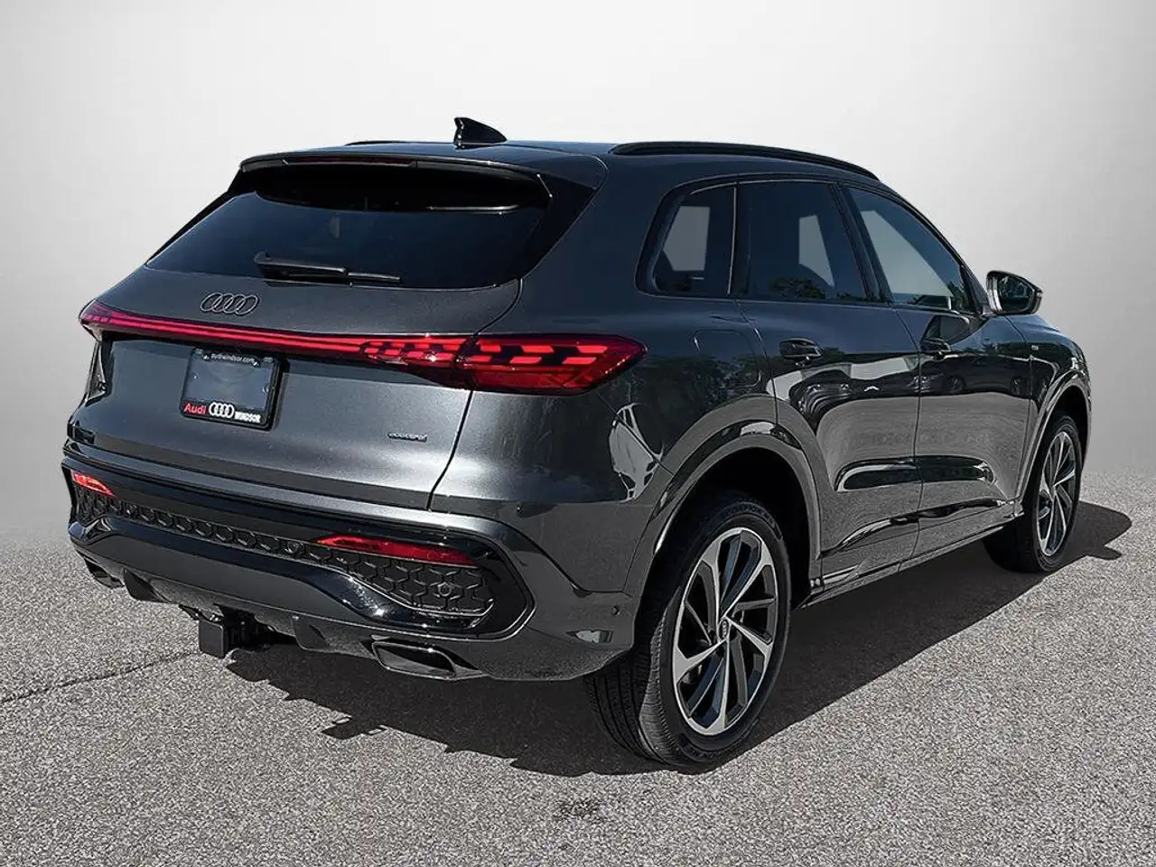 Audi Q5 снимка Audi Q5
