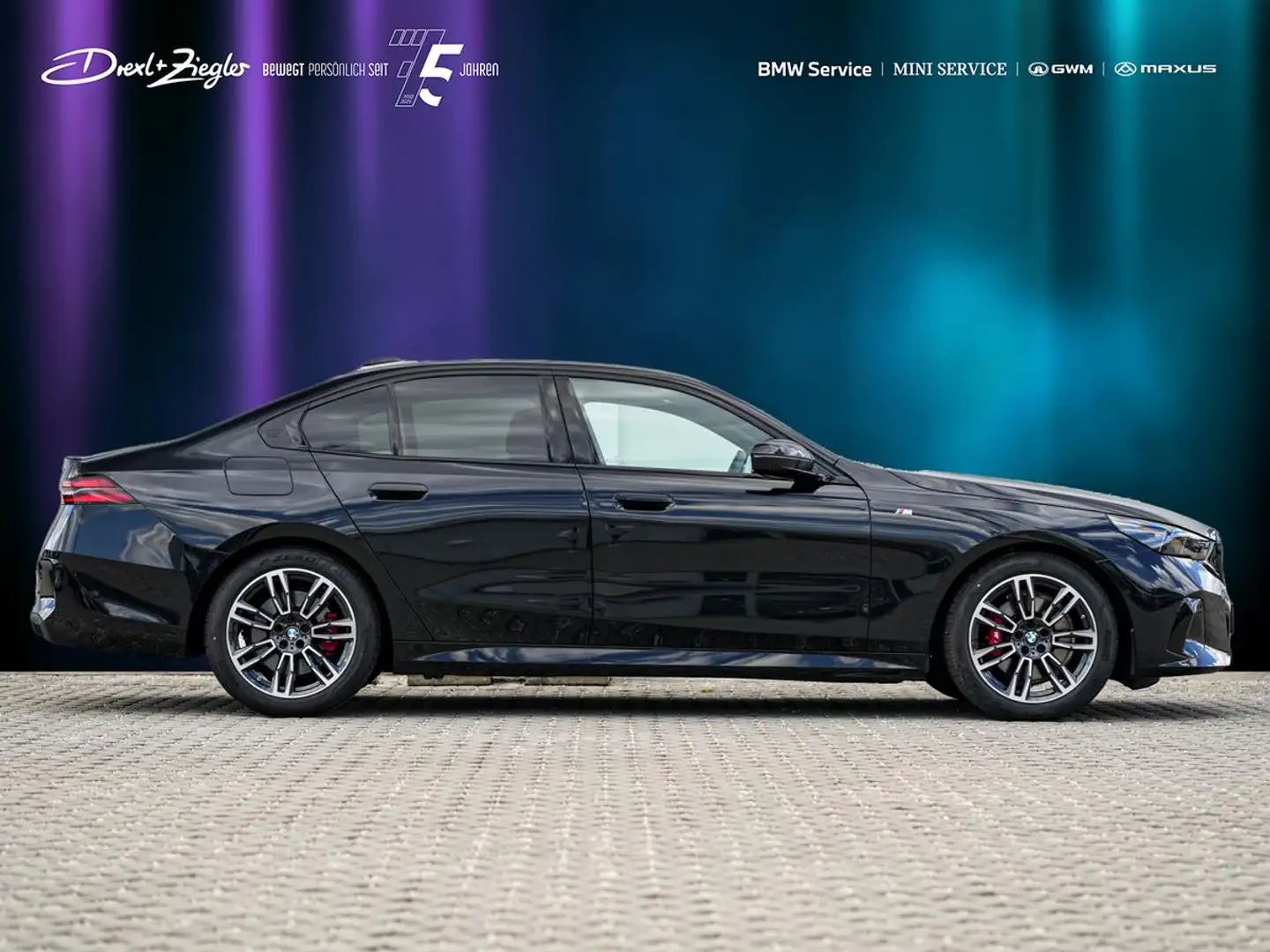 BMW 520 d Limousine M Sport PRO ACC AHK H&K 360° HuD Zwart - 2