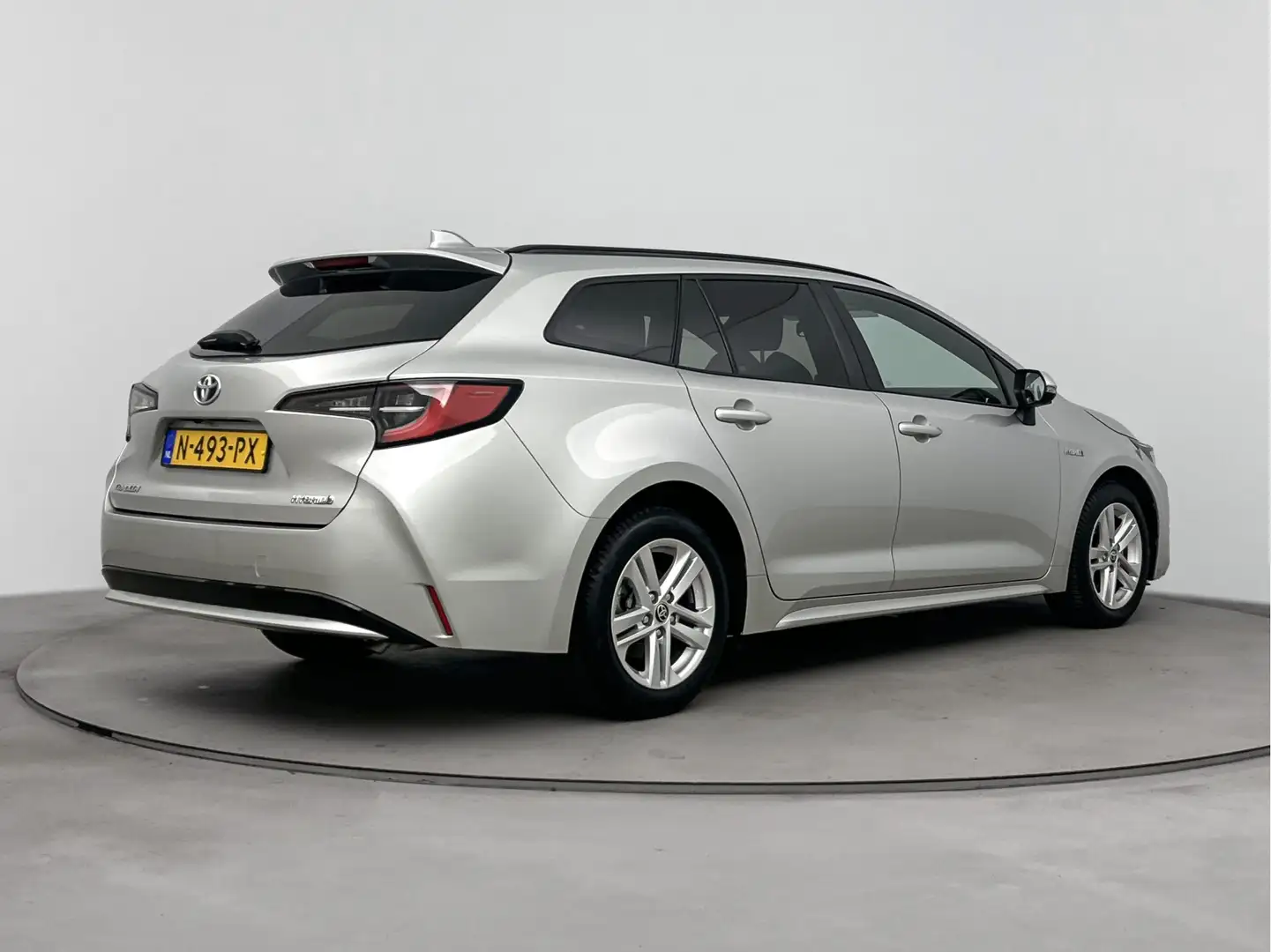 Toyota Corolla Touring Sports 1.8 Hybrid Active | Camera | Lichtm Grigio - 2