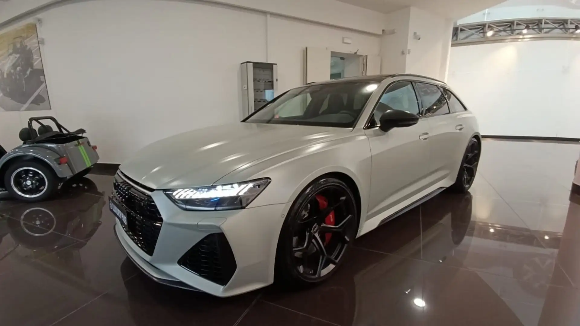 Audi RS6 Avant 4.0 mhev performance quattro tiptronic Gris - 1