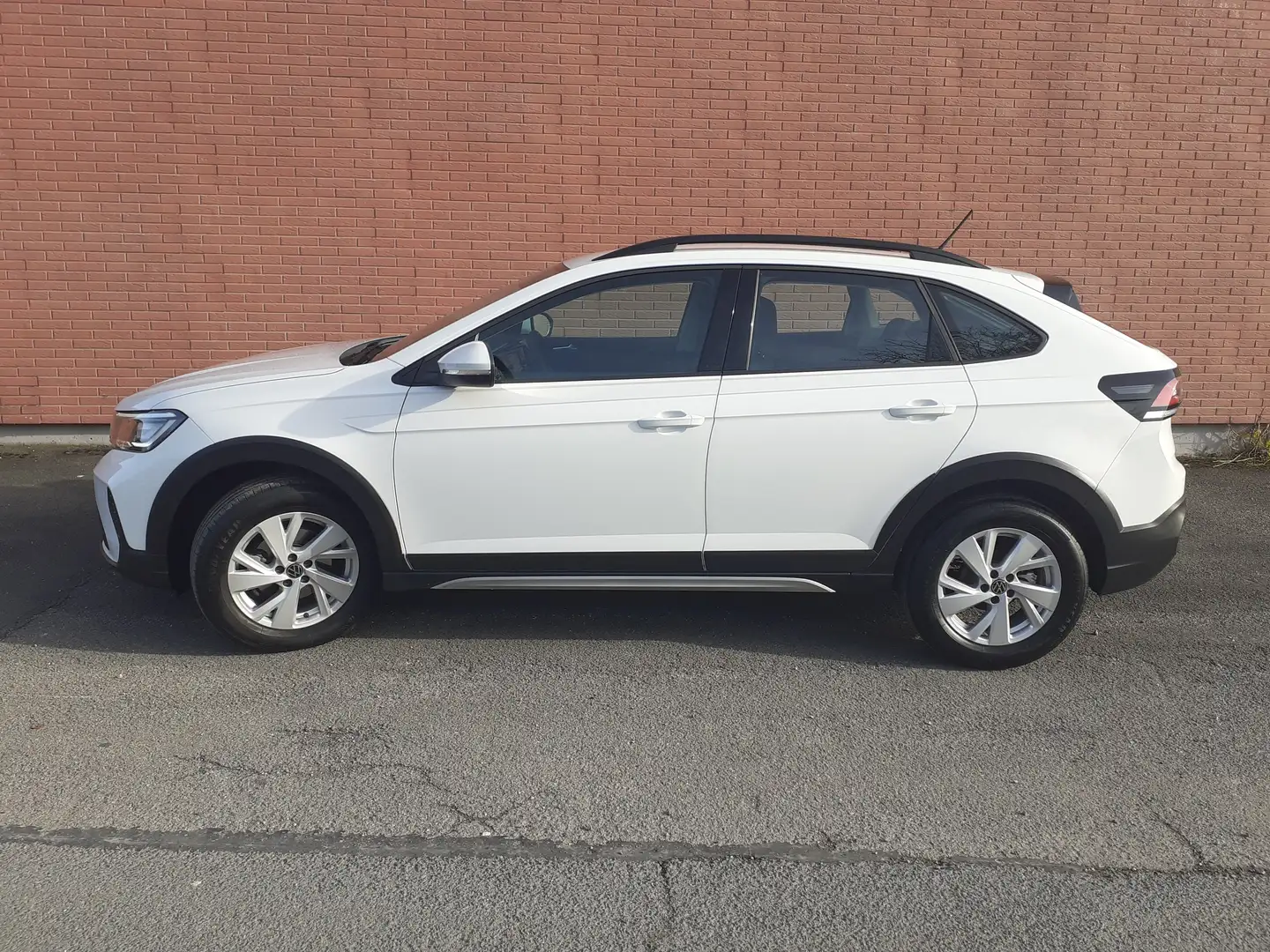 Volkswagen Taigo 1.0 TSI 7-Gang DSG Automatik LIFE Wit - 2