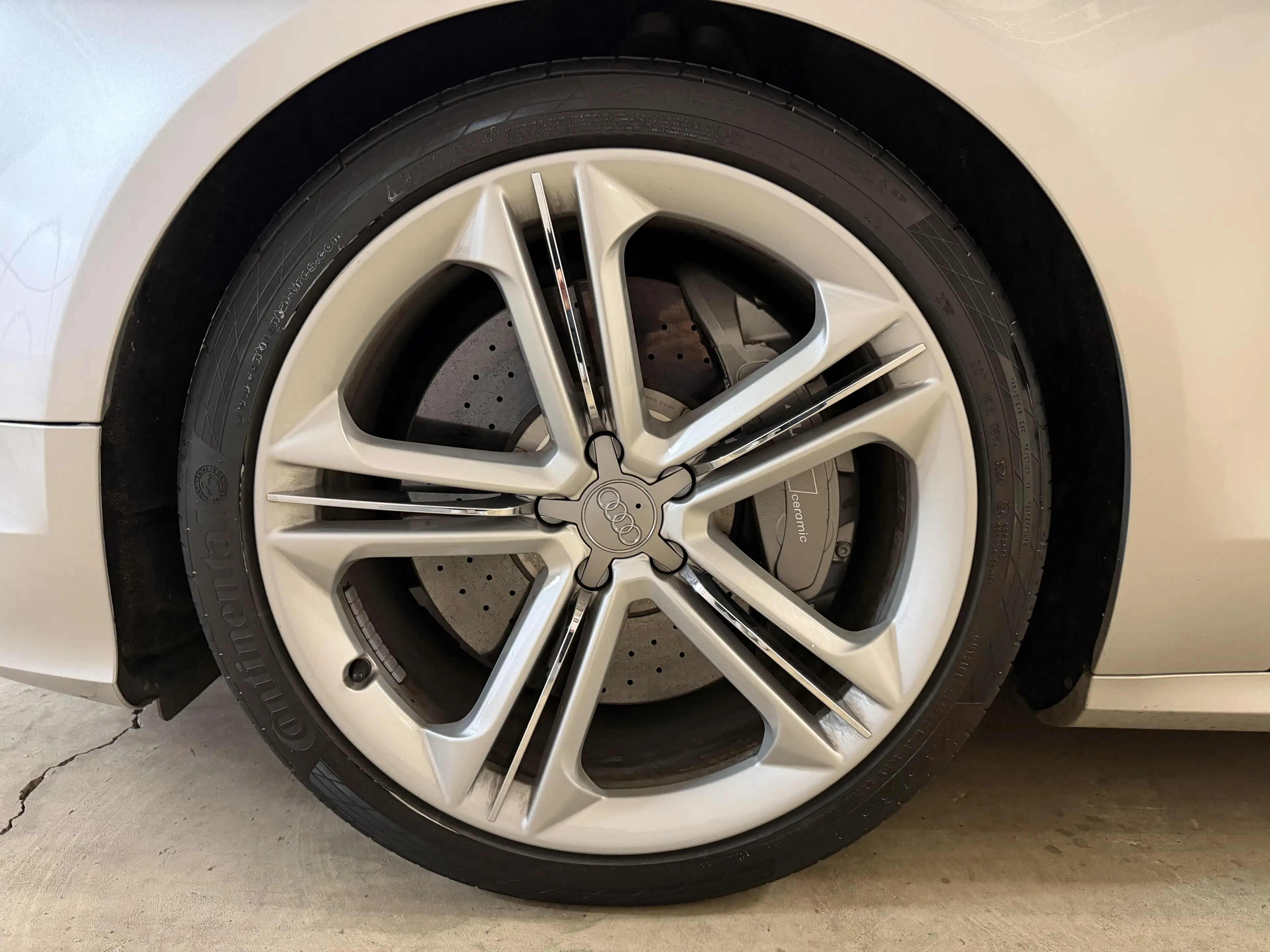 Audi S8 EXPORT/HANDLER/NO WARRANTY — photo 4