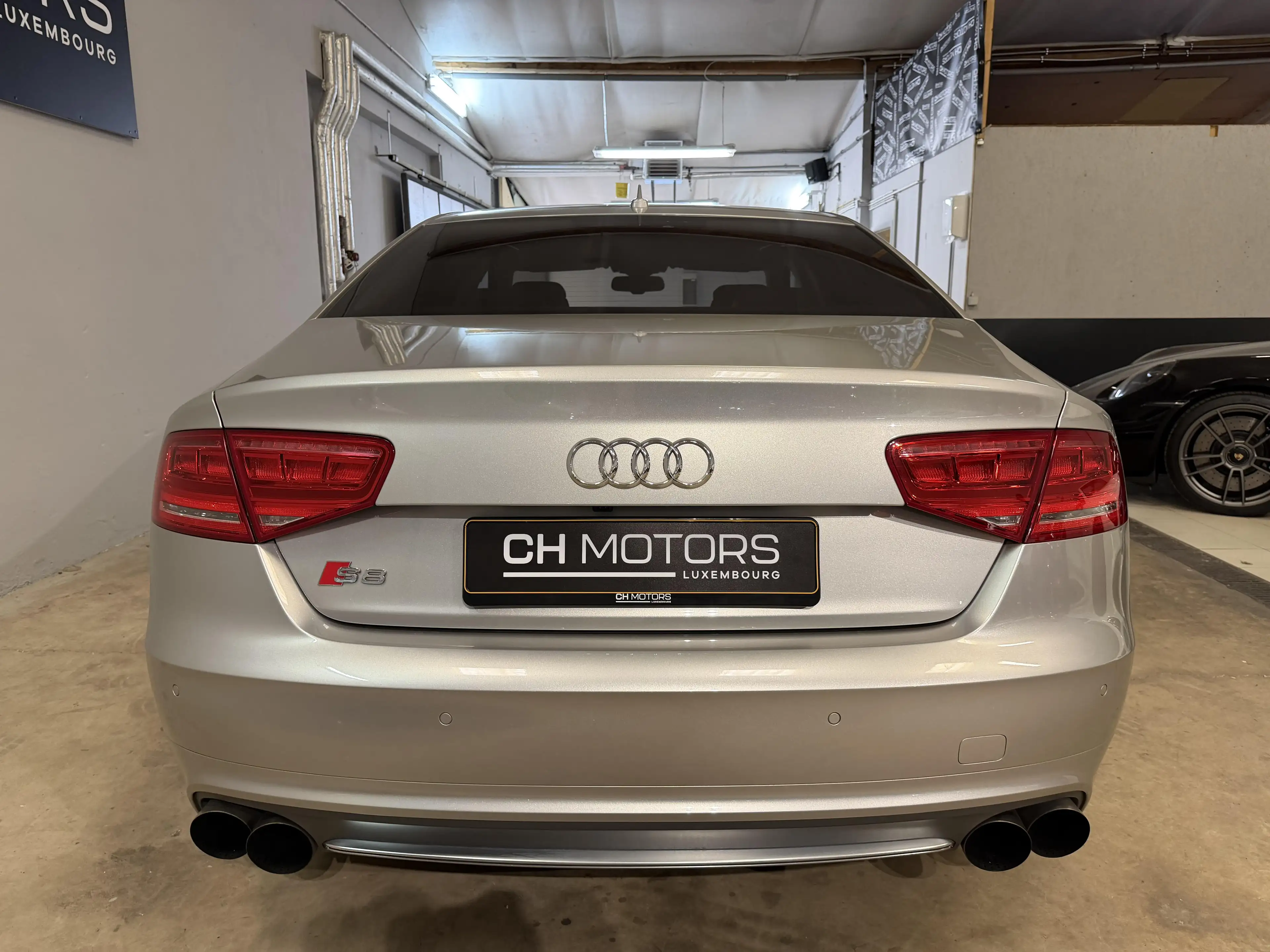 Audi S8 EXPORT/HANDLER/NO WARRANTY — photo 6
