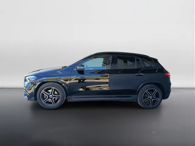 Mercedes-Benz Gla view 6