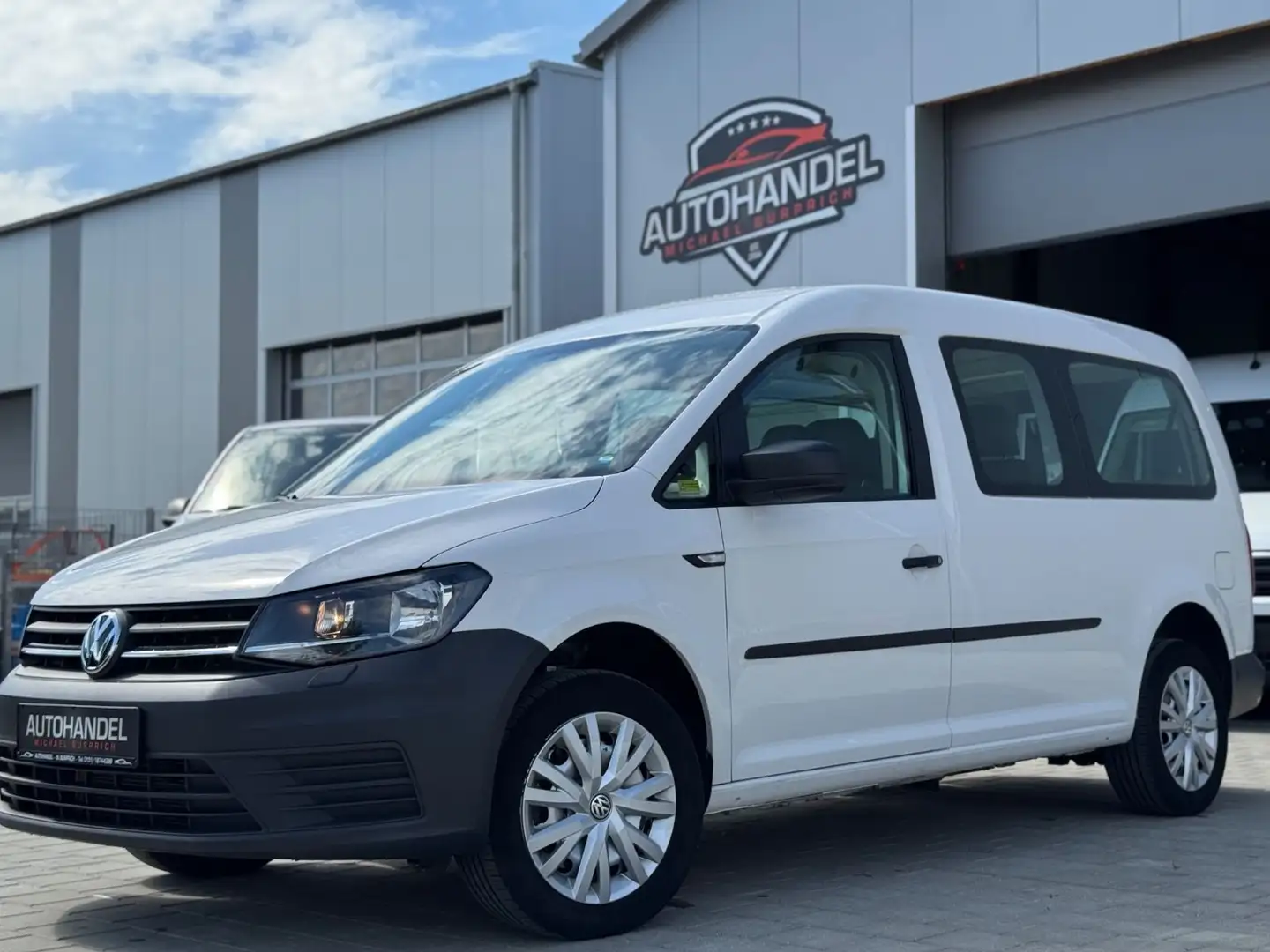 Volkswagen Caddy Maxi 2.0 TDI *AHK*SHZ*TEMPOMAT*PDC*1-Hand Alb - 1