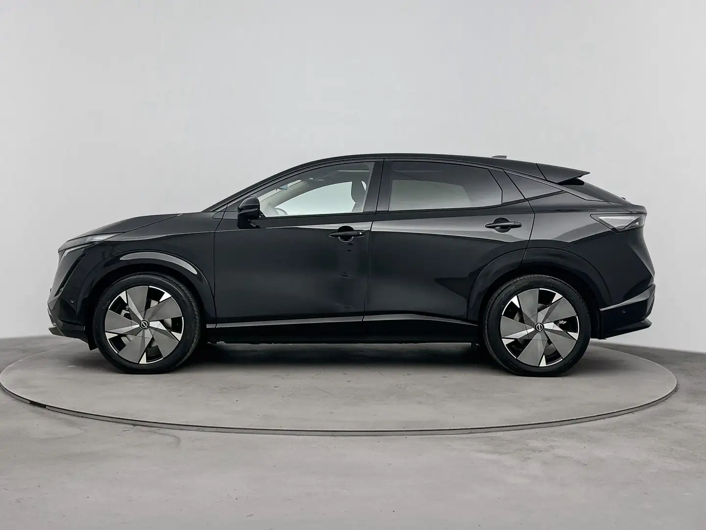 Nissan Ariya e-4ORCE Evolve+ 91 kWh 400PK | Schuif/kanteldak | Zwart - 2