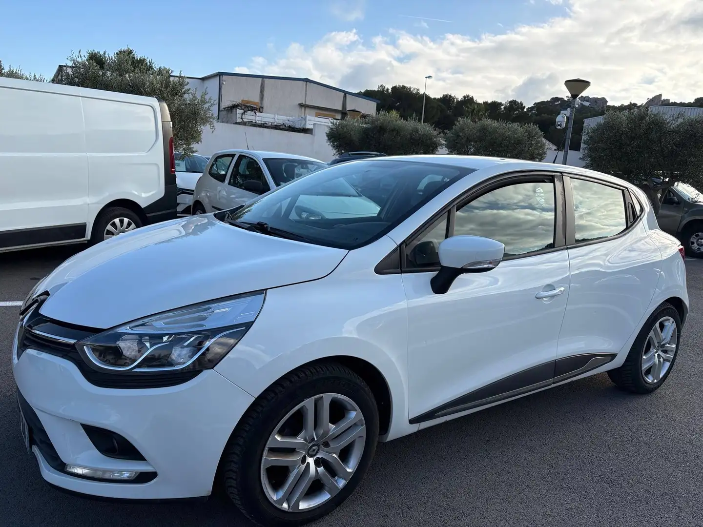Renault Clio SOCIETE REVERSIBLE TCE 90 ENERGY BUSINESS Blanc - 1