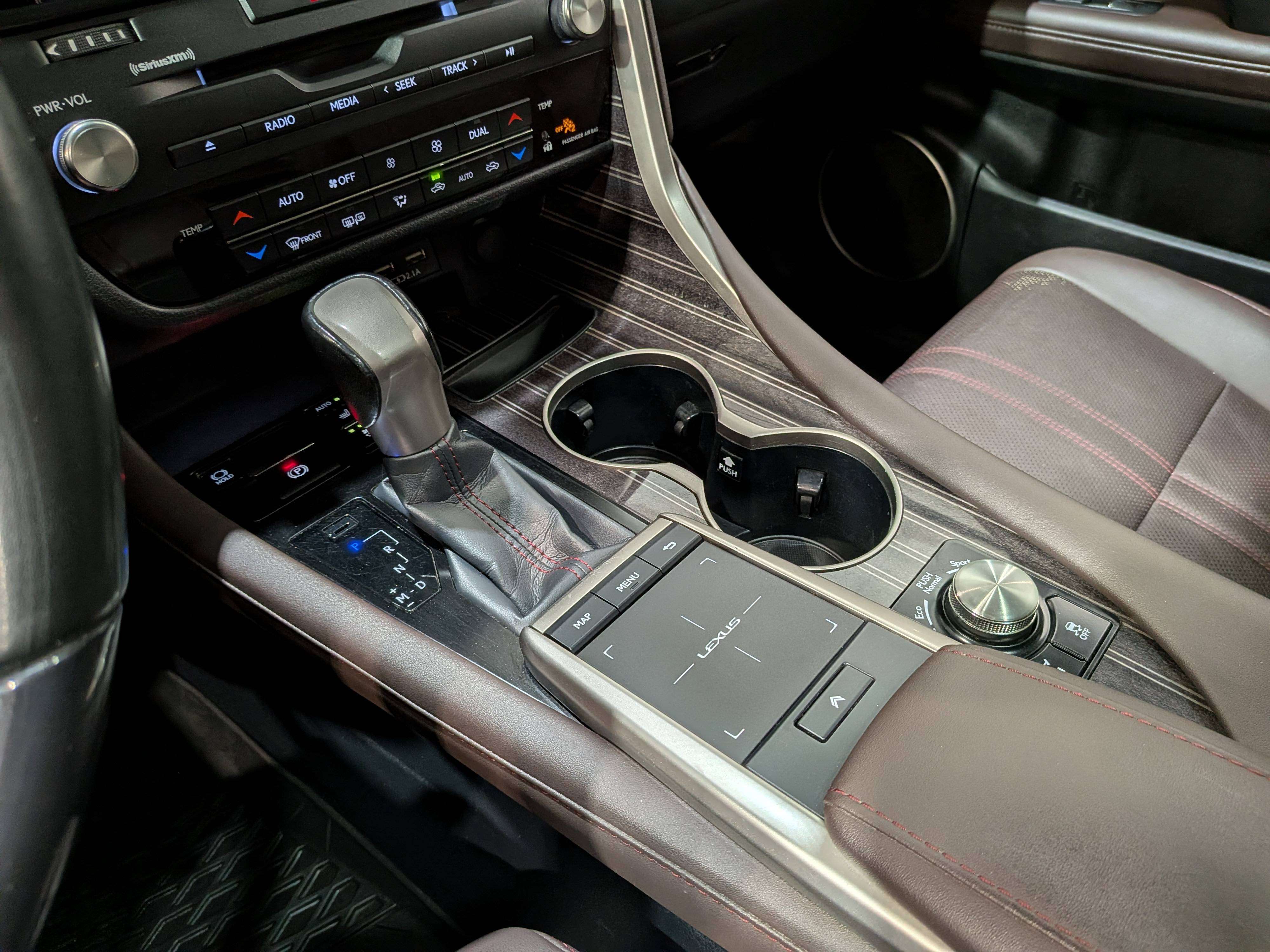 Lexus RX 2020