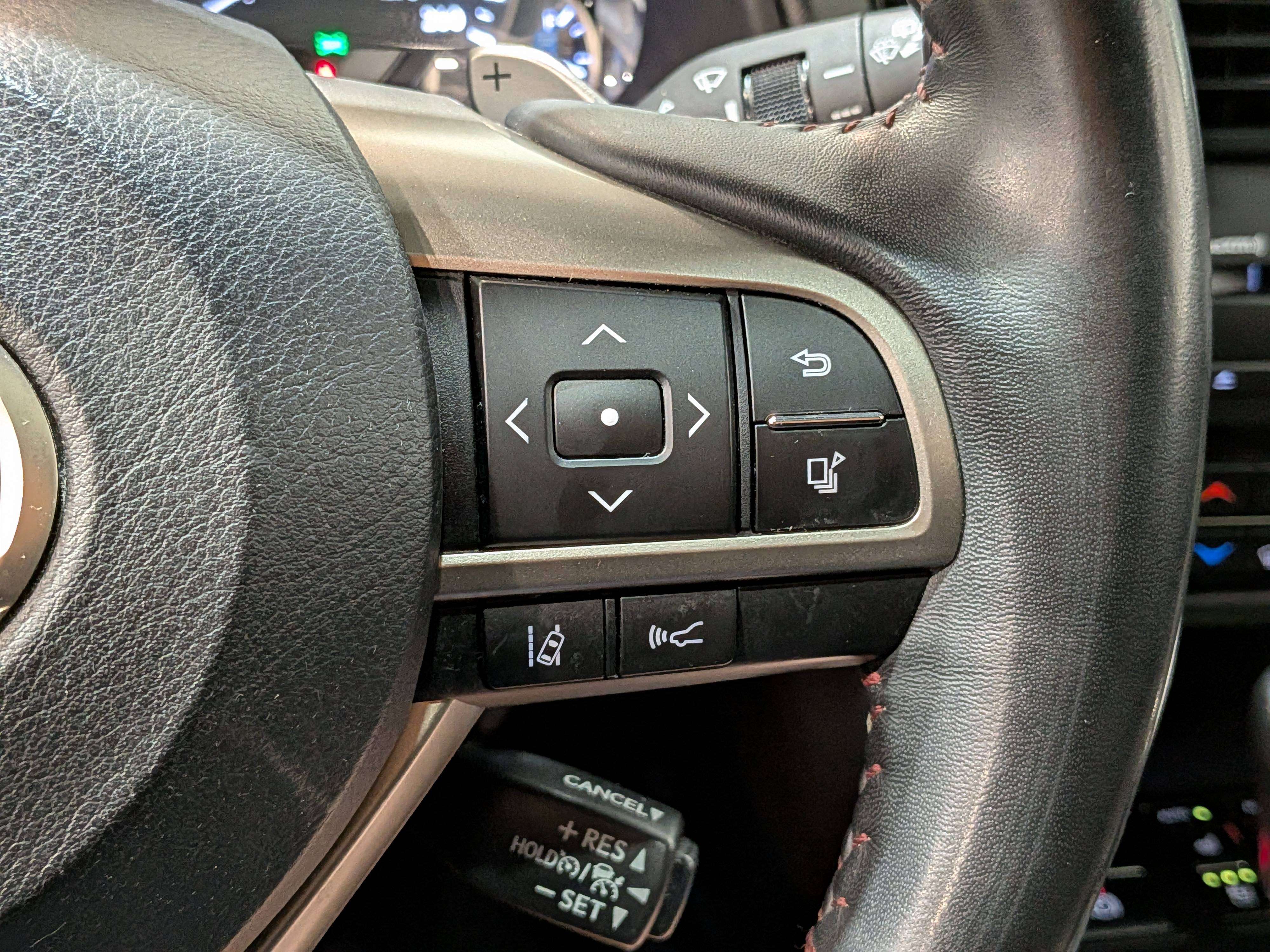 Lexus RX 2020