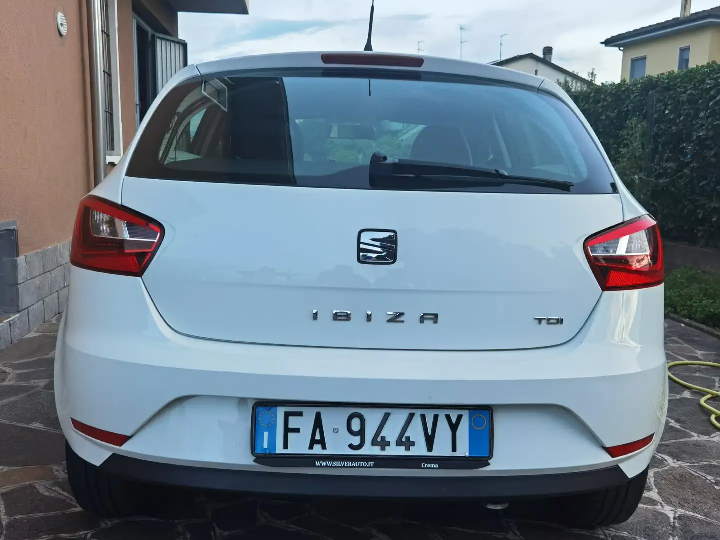 SEAT Ibiza Ibiza 5p 1.9 sdi Entry Bianco - 2
