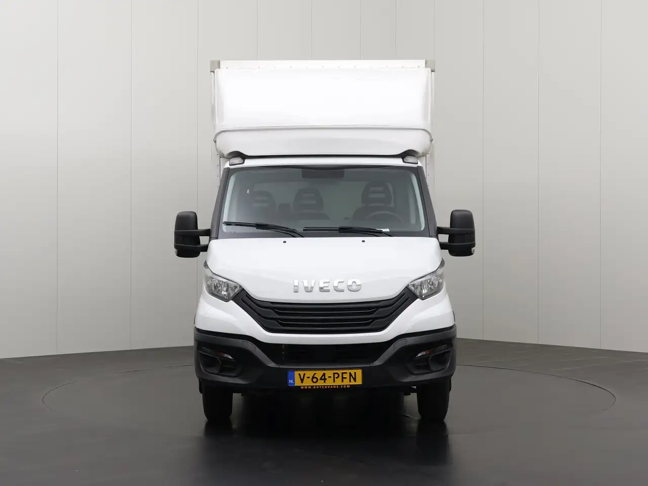 Iveco Daily 2023 — фото 10