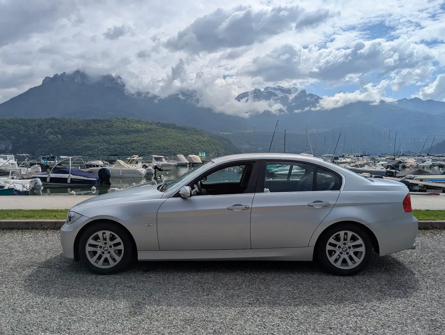 BMW 325 325i 218ch Sport A - 1
