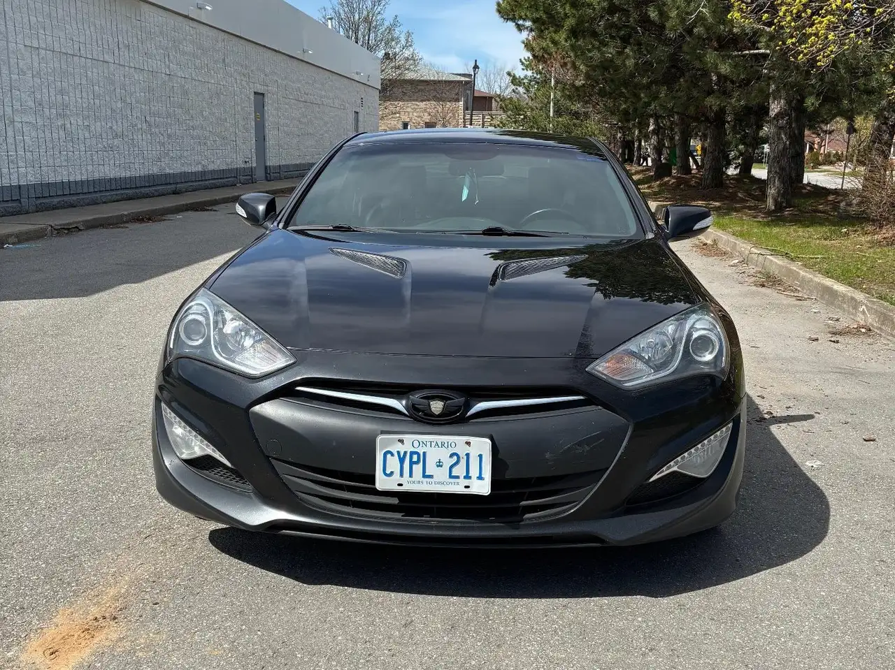 Hyundai Genesis Coupe снимка Hyundai Genesis Coupe