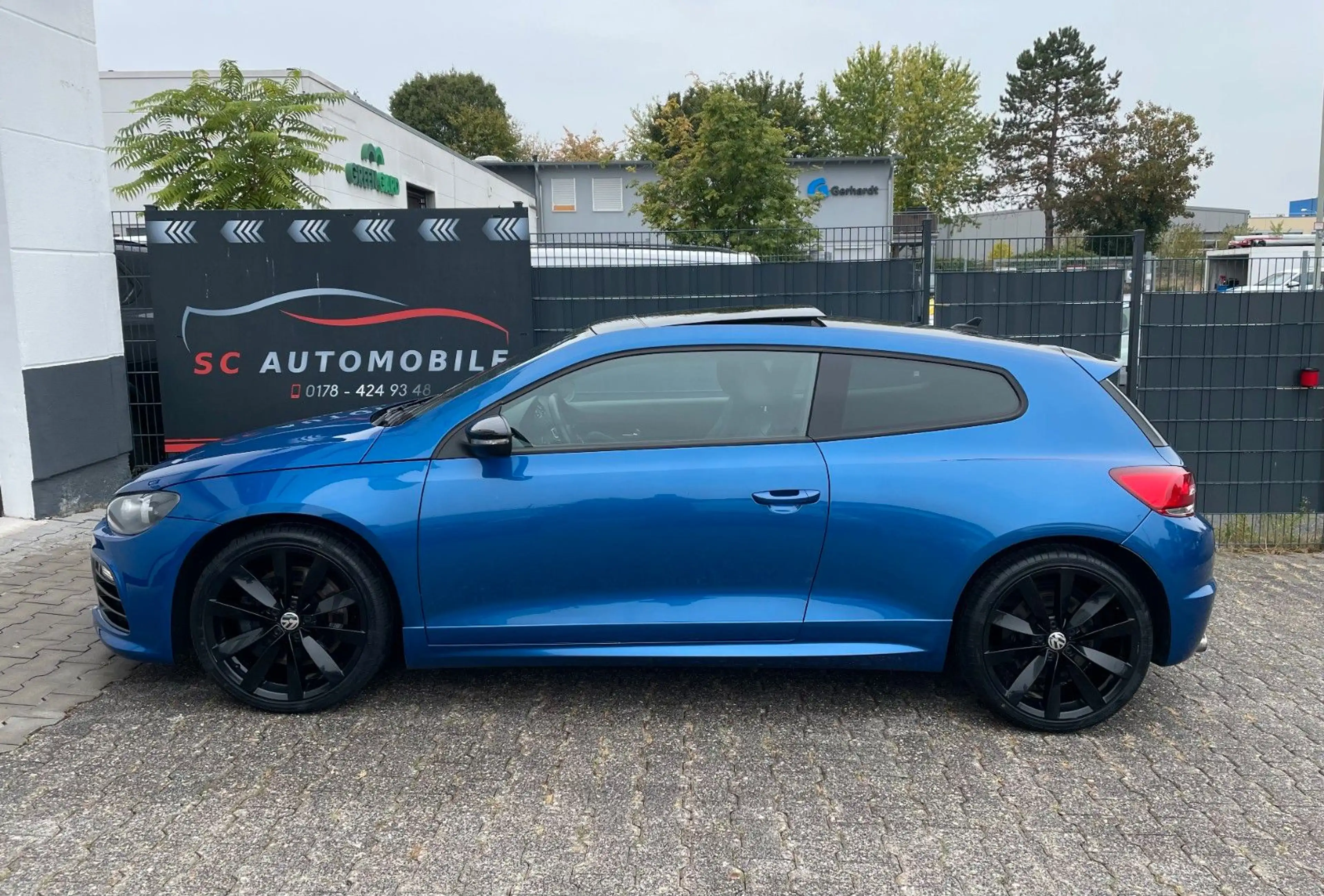 Volkswagen Scirocco R 2.0 TSI | DSG | PANO | LEDER | — photo 8