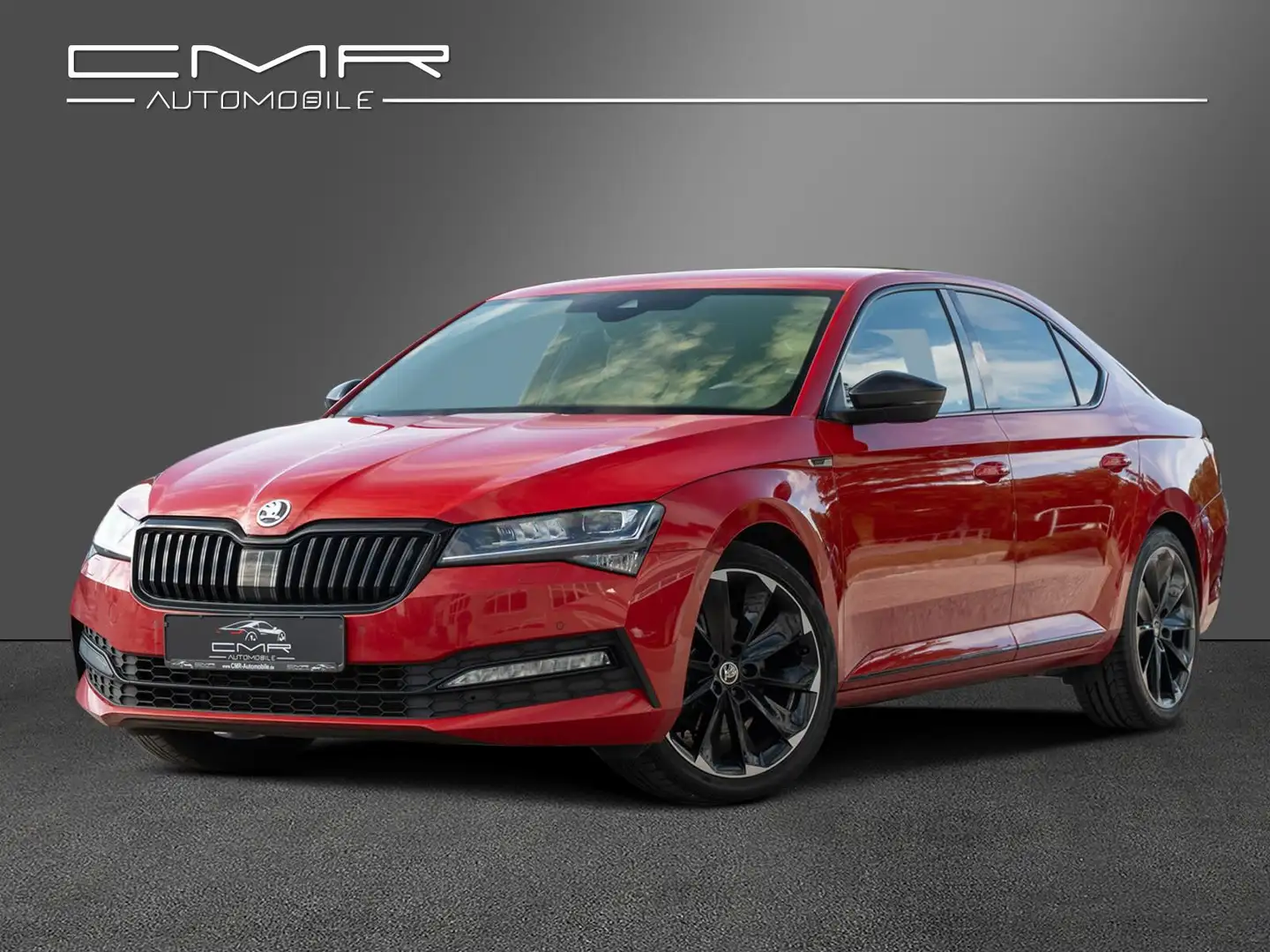 Skoda Superb Sportline DCC Dark Carbon 19" Ambiente Rouge - 1