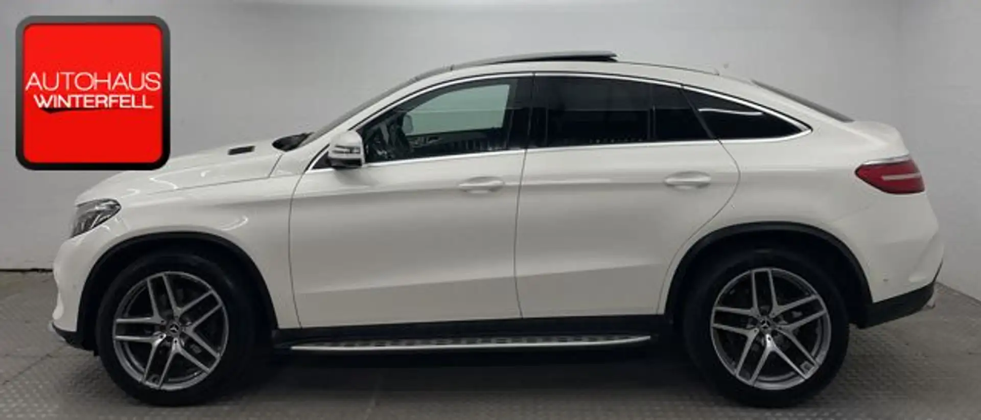 Mercedes-Benz GLE 350 d Coupe 4M AMG PANO+AHK+STANDHEIZUNG+360 Biały - 2