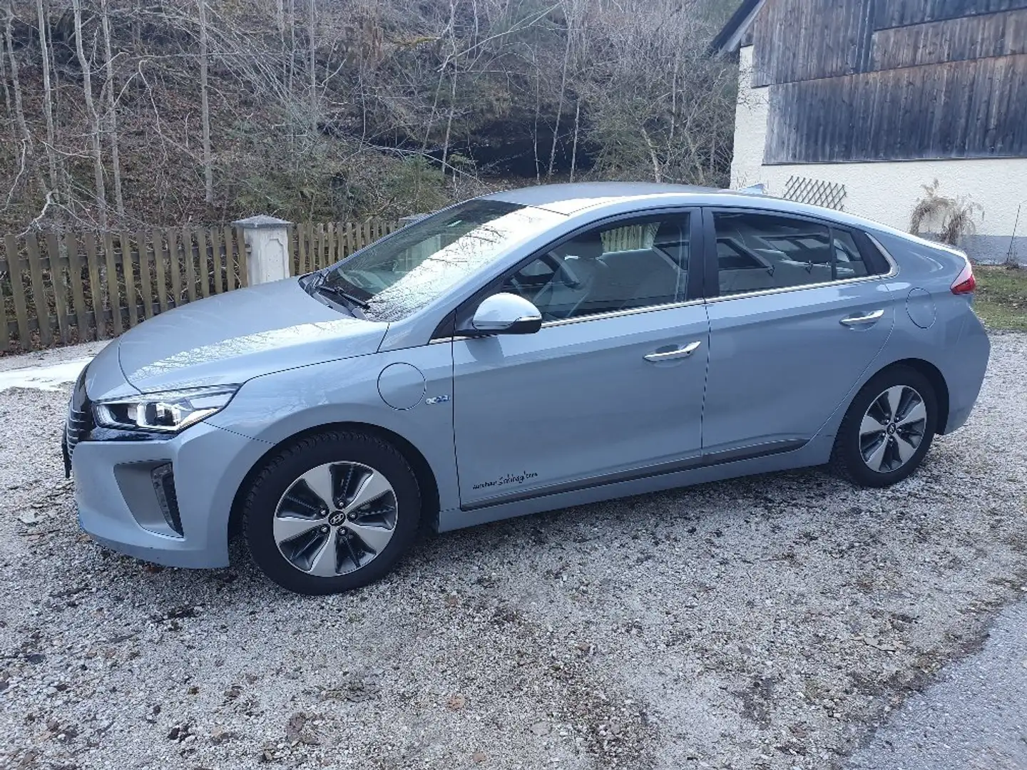 Hyundai IONIQ Ioniq 1,6 GDi Hybrid Plug-In PHEV Style Style Gris - 1
