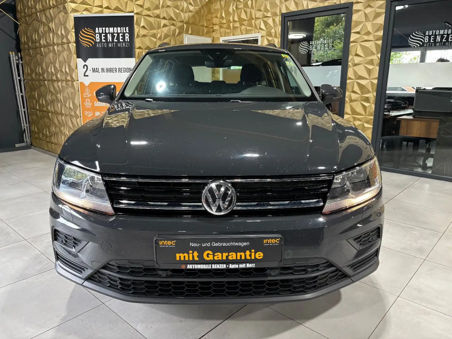 Volkswagen Tiguan Trendline BMT/Start-Stopp/8-FACH/PDC/SHZ/ Gris - 2