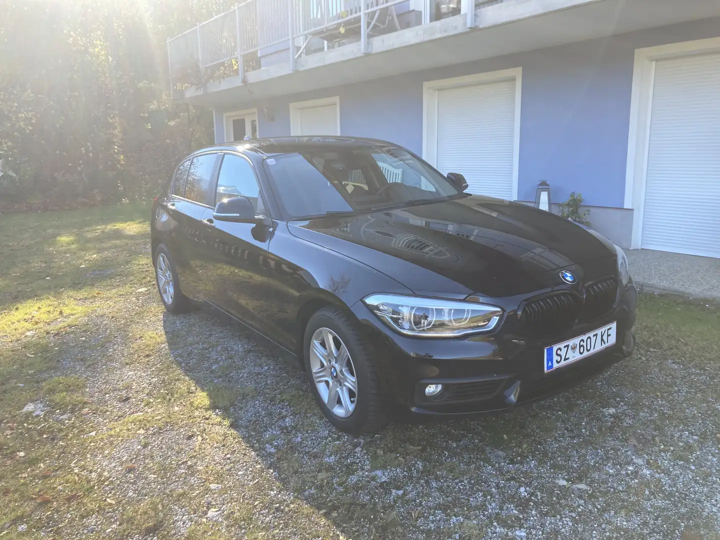 BMW 118 118d xDrive Advantage - 2