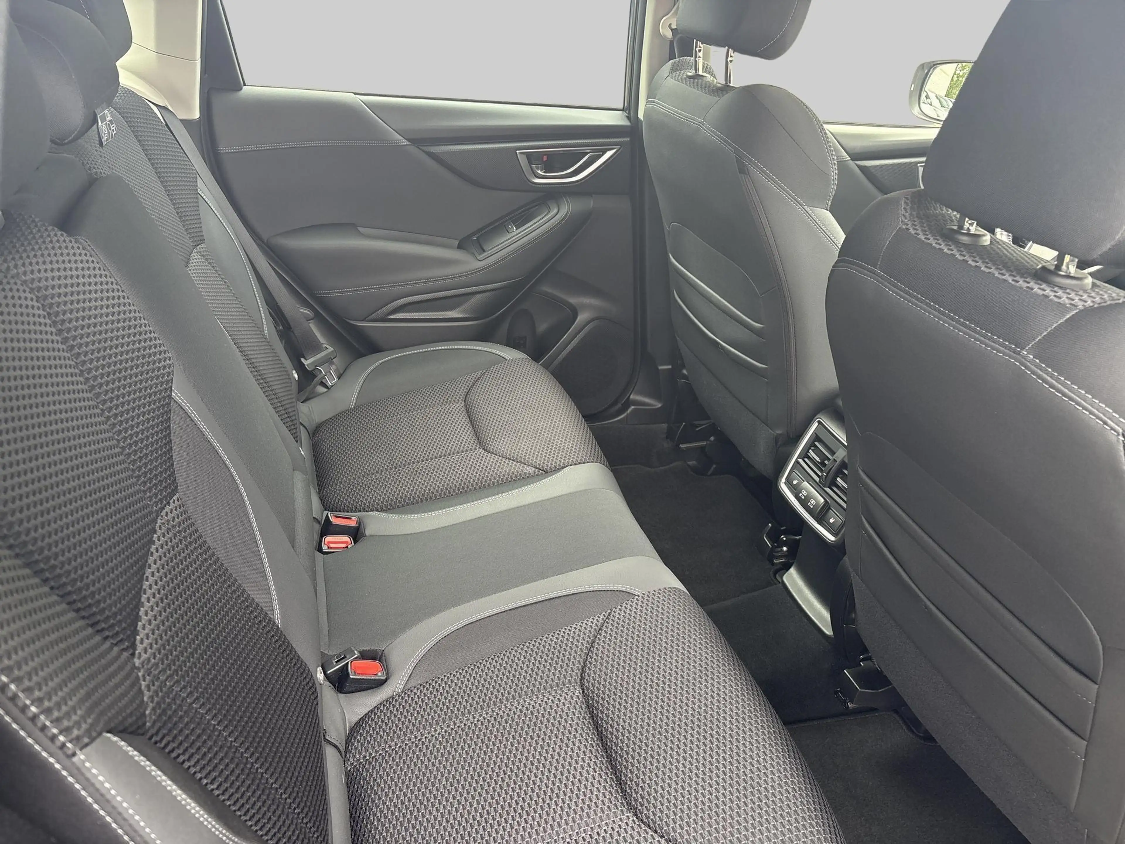 Subaru Forester 2.0i e-BOXER Luxury | Trekhaak | Aanhanger assiste — photo 14