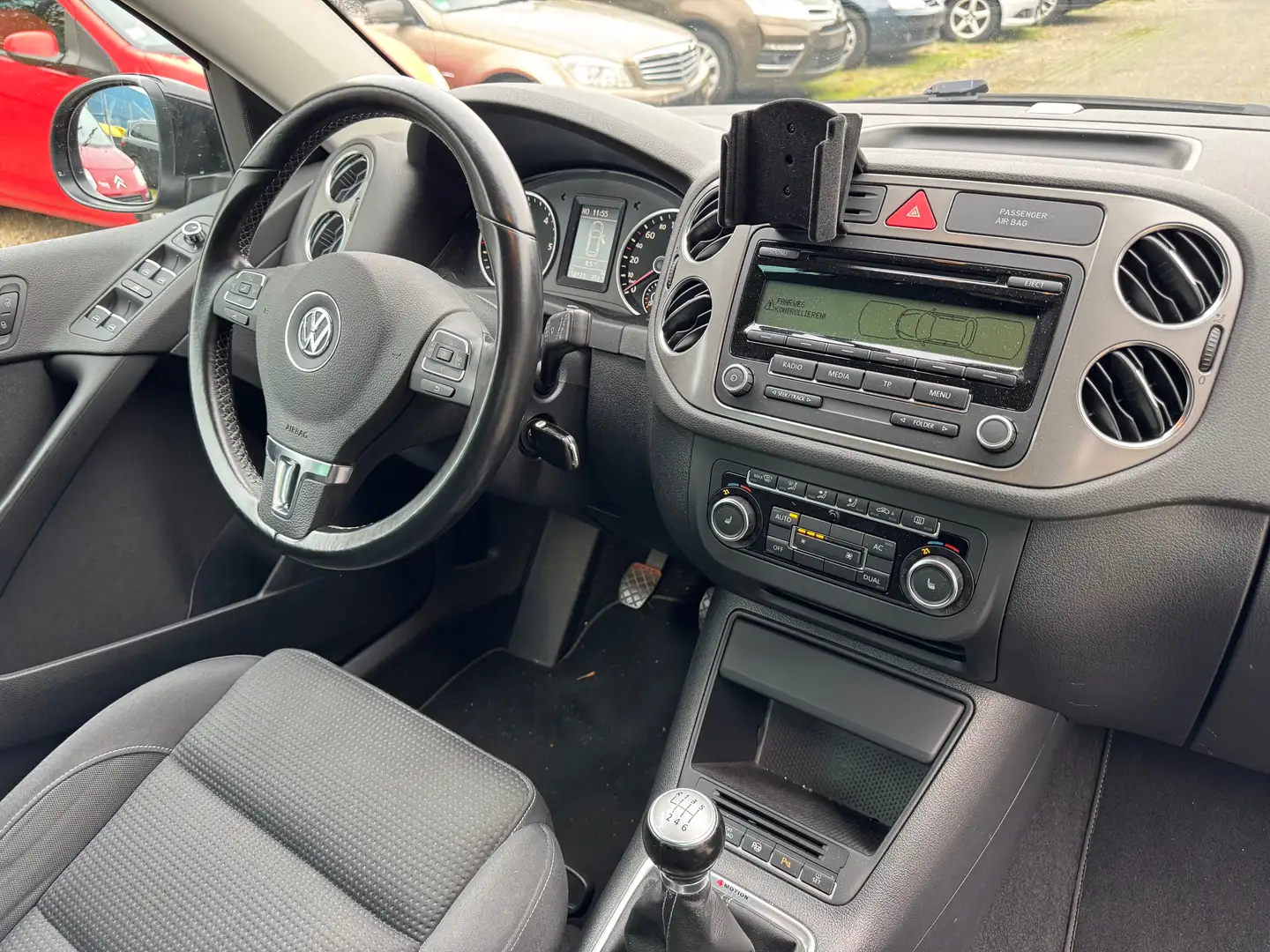 Volkswagen Tiguan Team 4Motion Schwarz - 2