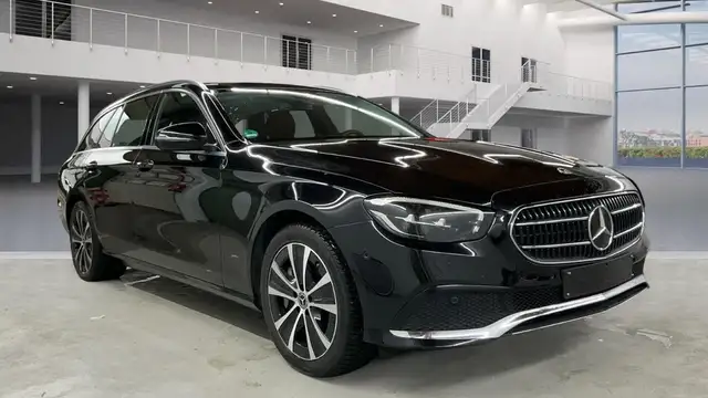 Mercedes-Benz 300 main image