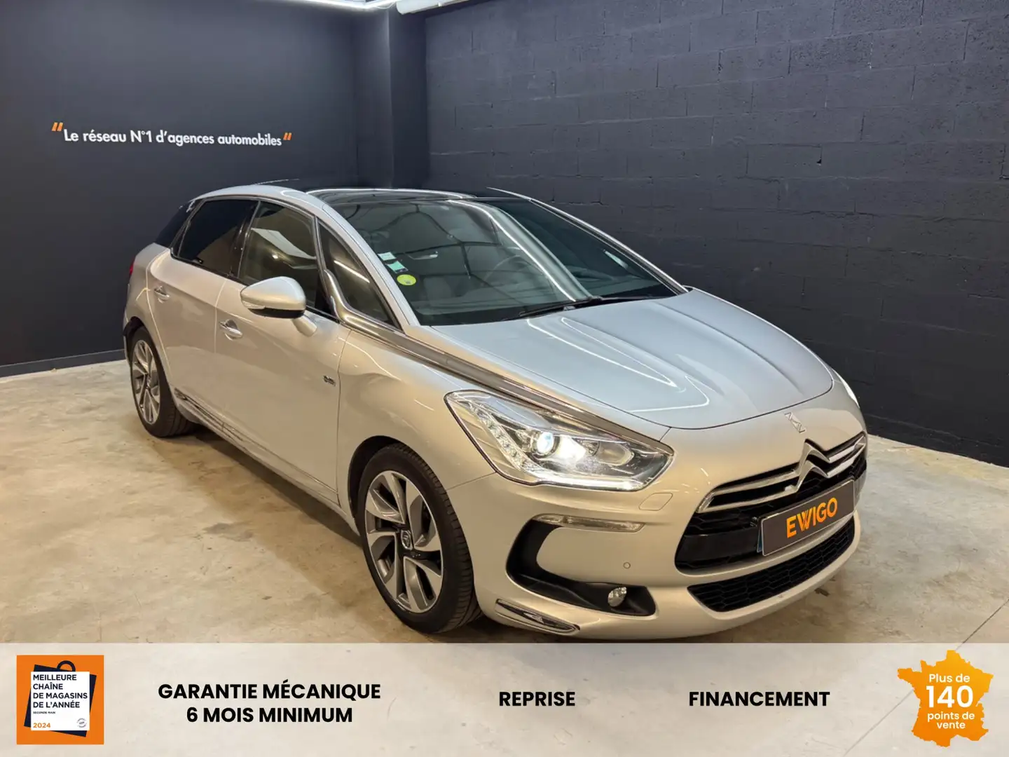 Citroen DS5 2.0HDI HYBRID4 SPORTCHIC / TOIT PANO / CAMERA DE RECUL - 1