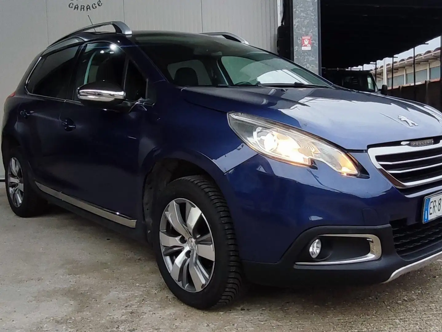 Peugeot 2008 Automatico, Diesel, Luci, Neopatentati Blu/Azzurro - 2