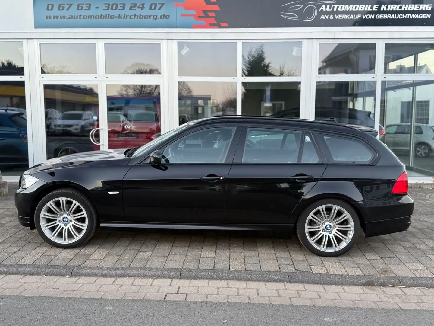 BMW 318 3 Touring 318i+Xenon+Navi+Tempom+PDC+2 Hand Noir - 2