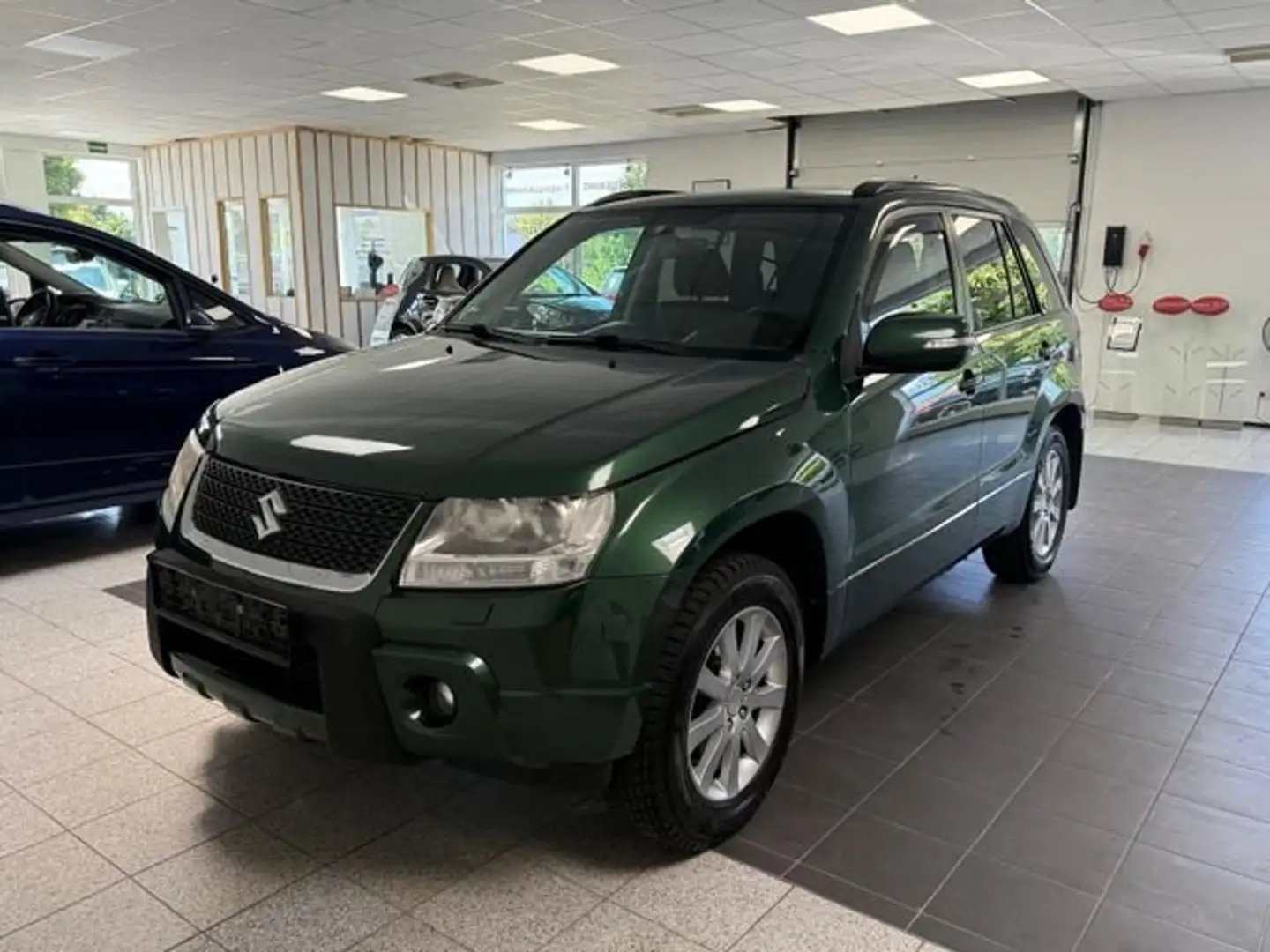 Suzuki Grand Vitara Suzuki Grand Vitara 2.4/Allrad/Kamera/Schiebedach Vert - 1