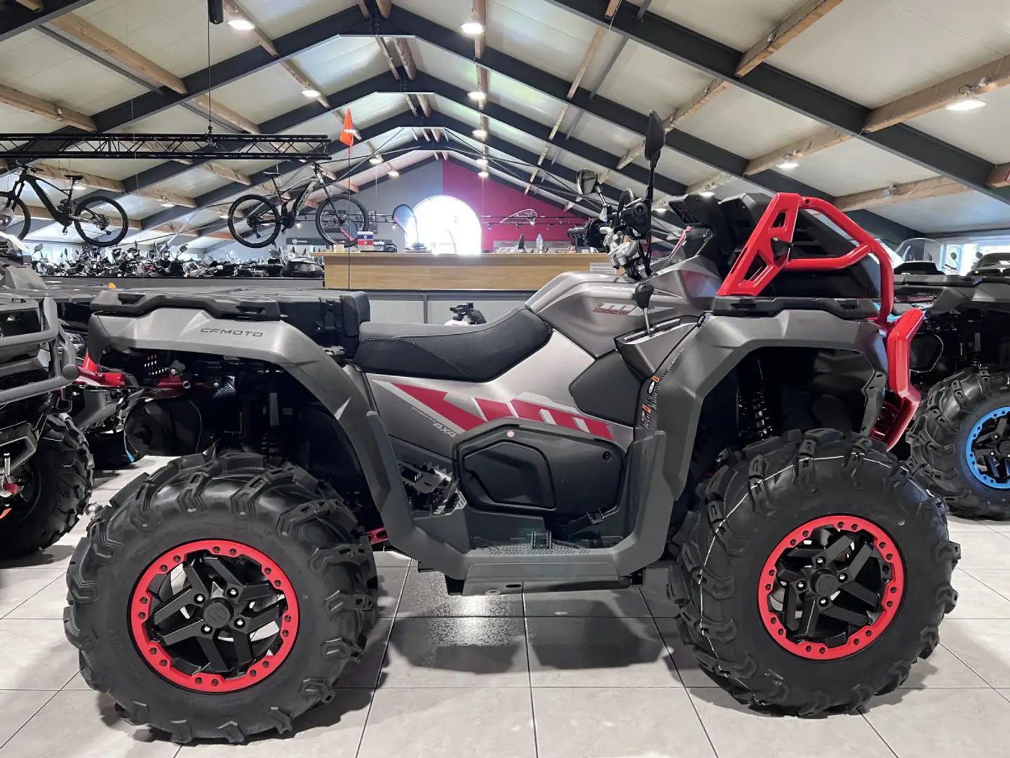 CFMOTO CForce 1000 TOURING MUD T3 AGRI Grijs - 1