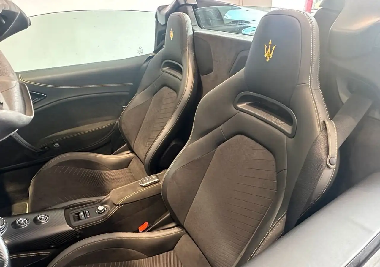 Maserati MC20 2023