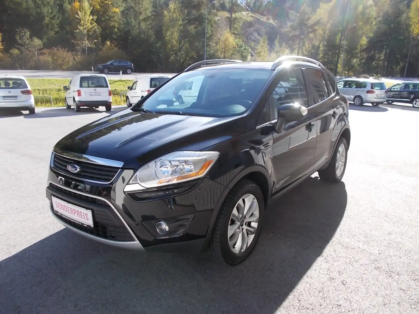 Ford Kuga Titanium Schwarz - 1