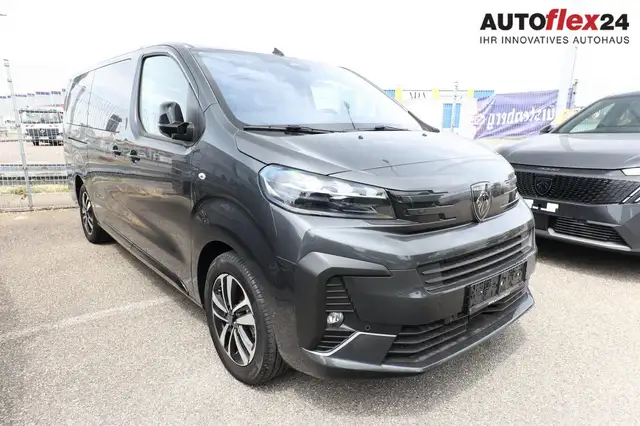 Peugeot Traveller