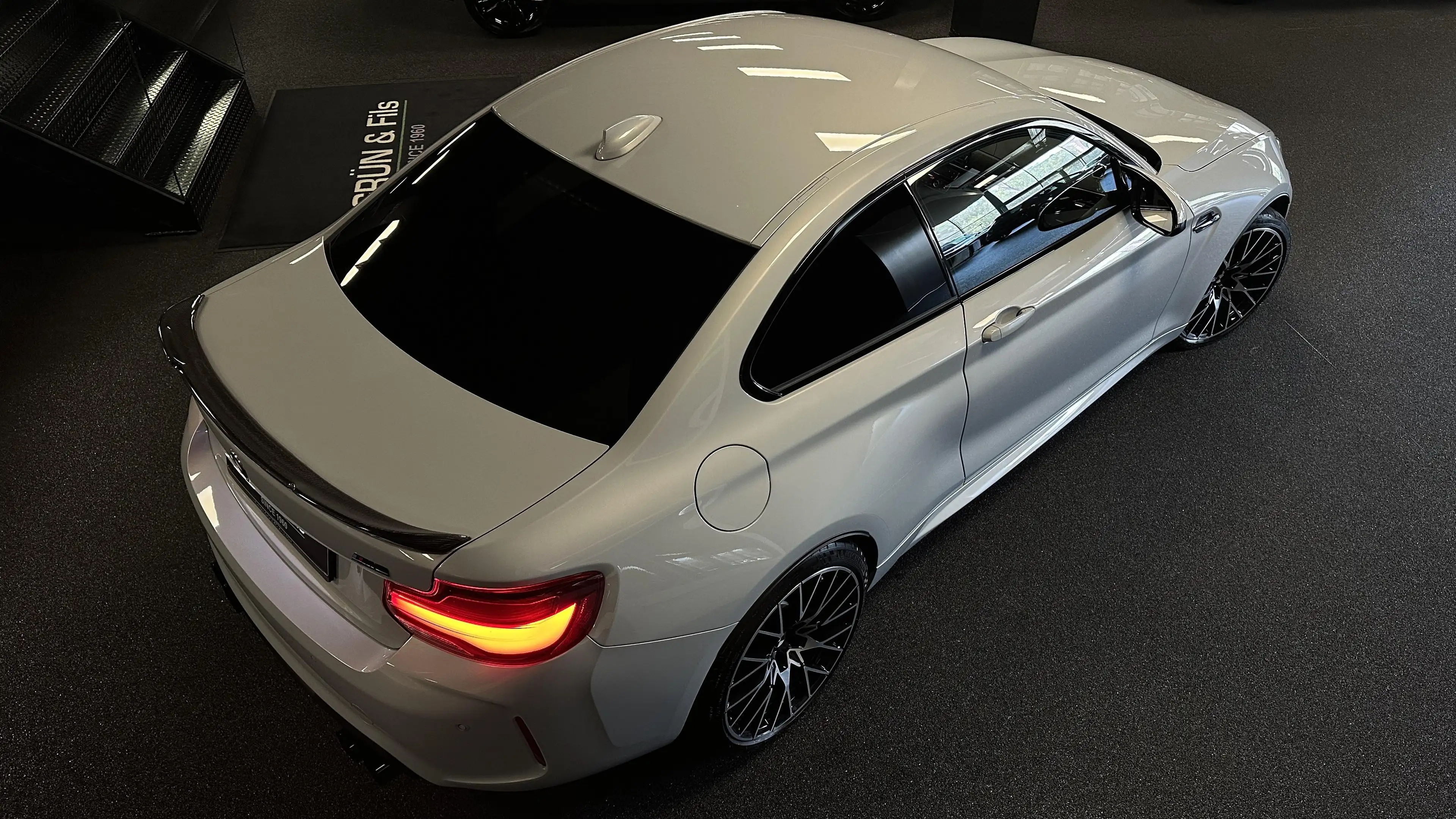 BMW M2 Competition — photo 11