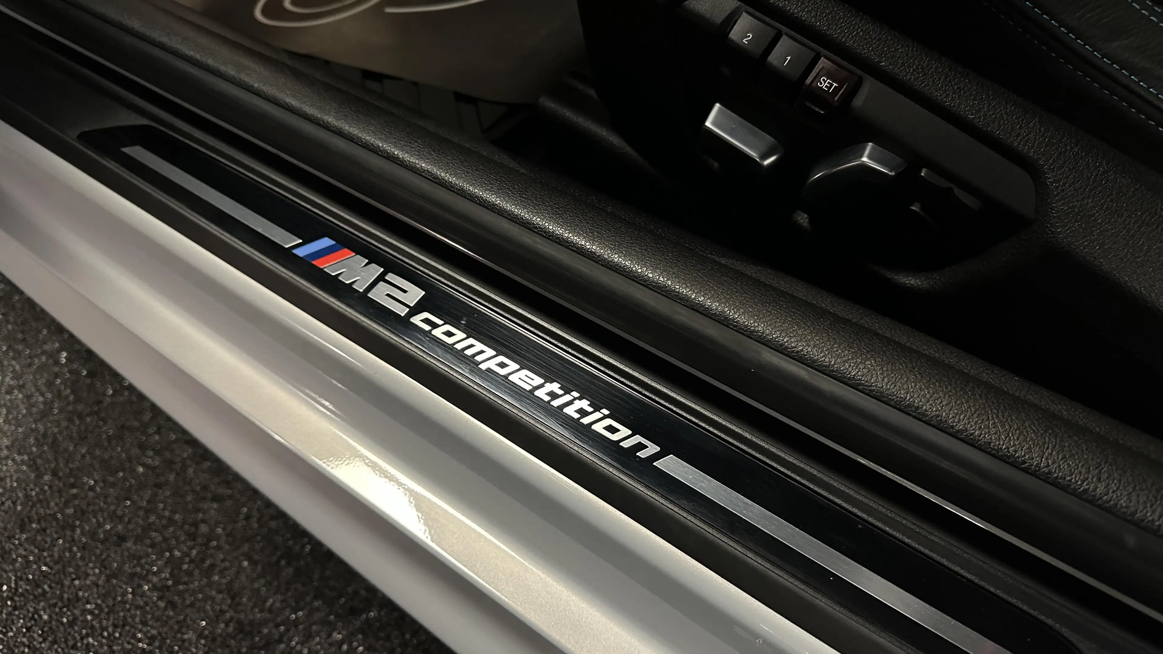 BMW M2 Competition — photo 14
