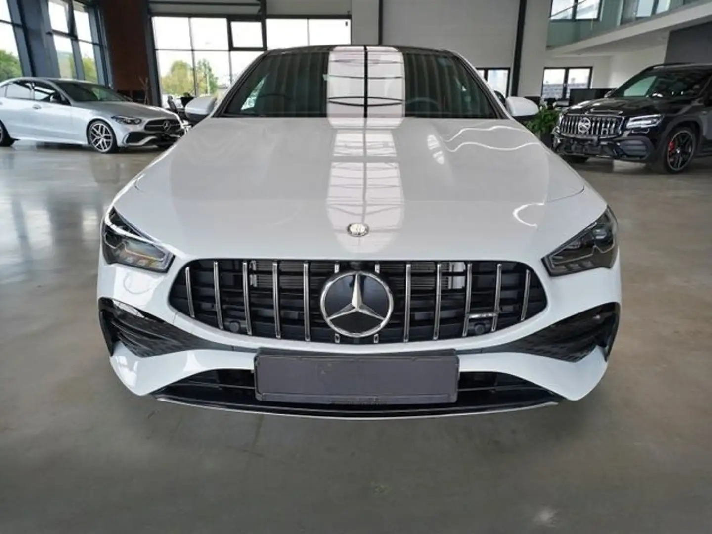 Mercedes-Benz CLA 35 AMG 4Matic+ 7G-DCT Blanco - 2